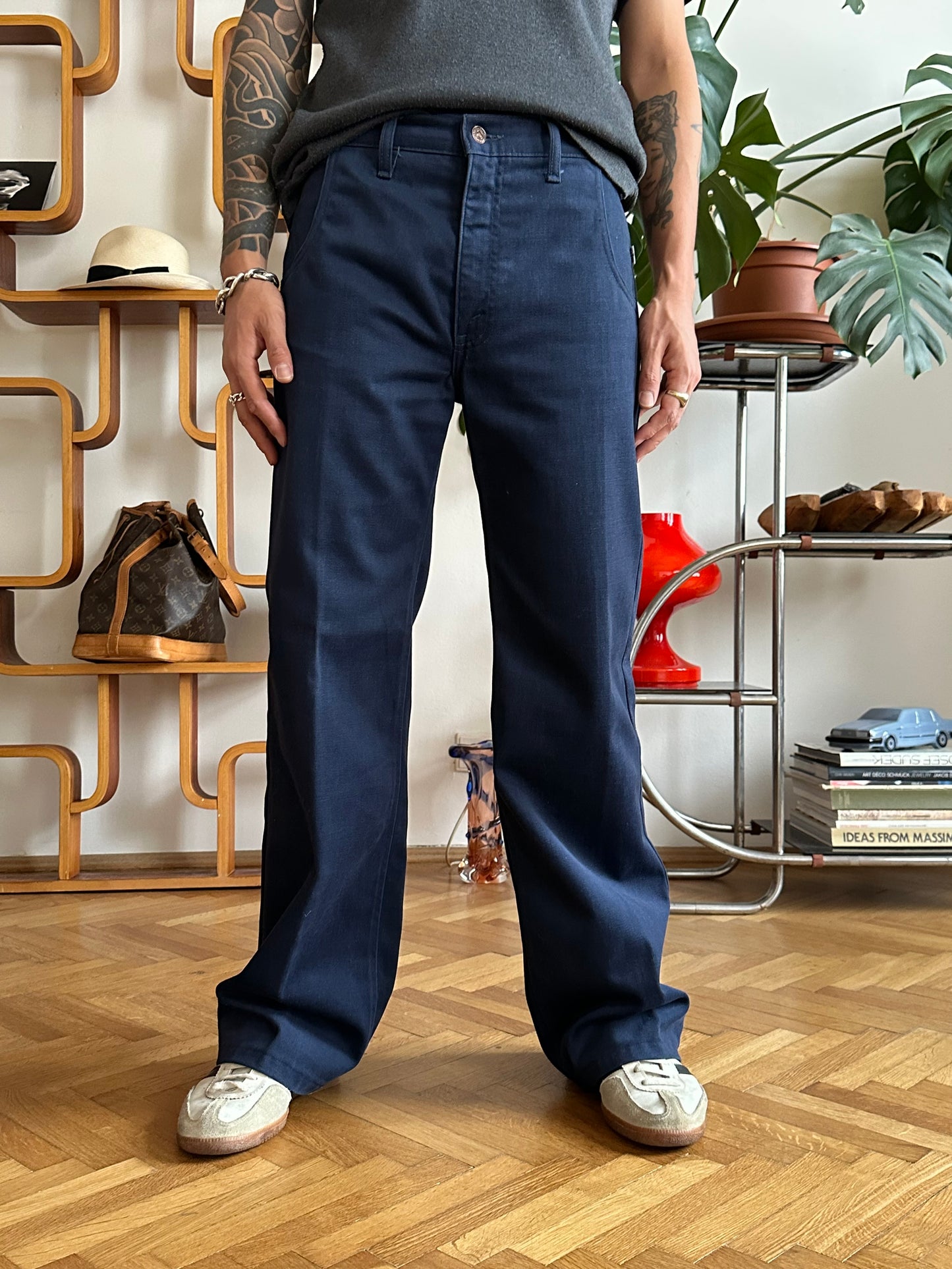 Big E Levi's 1970s 70's 70年代 リーバイス ビッグイー Toto Praha Vintage clothing shop Antique shop 古着屋 プラハ Showroom appointment Prague ユーロ古着 ヨーロッパ古着 古着卸 ヴィンテージ