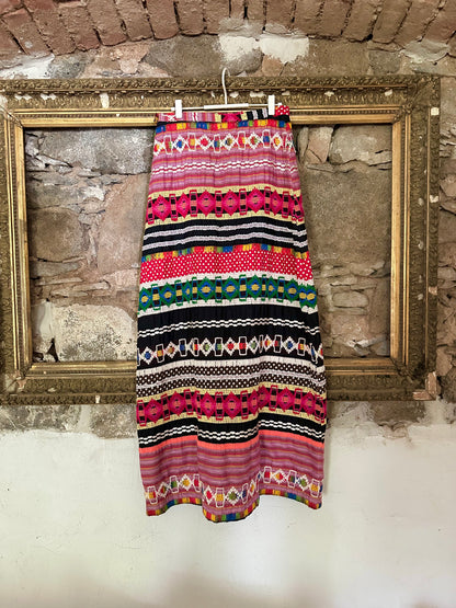 Handmade embroidery skirt W30