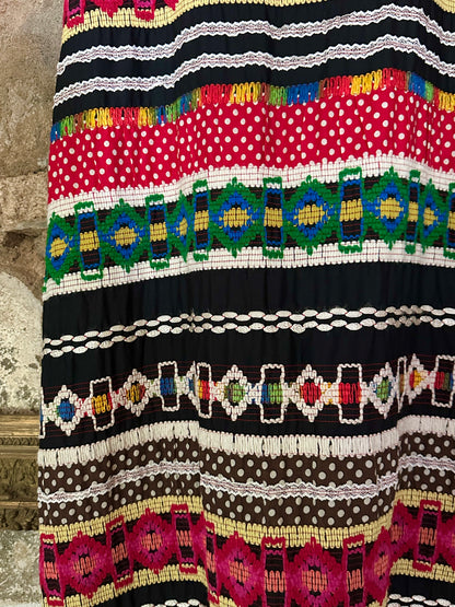 Handmade embroidery skirt W30