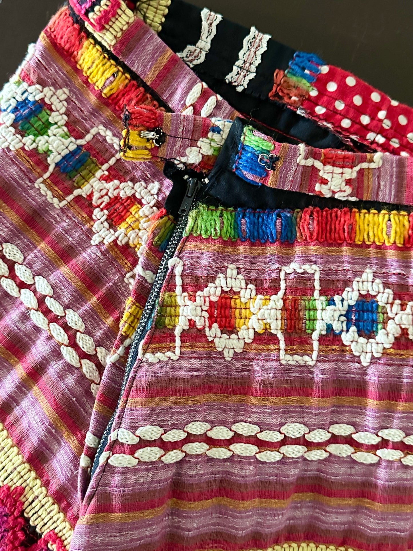 Handmade embroidery skirt W30