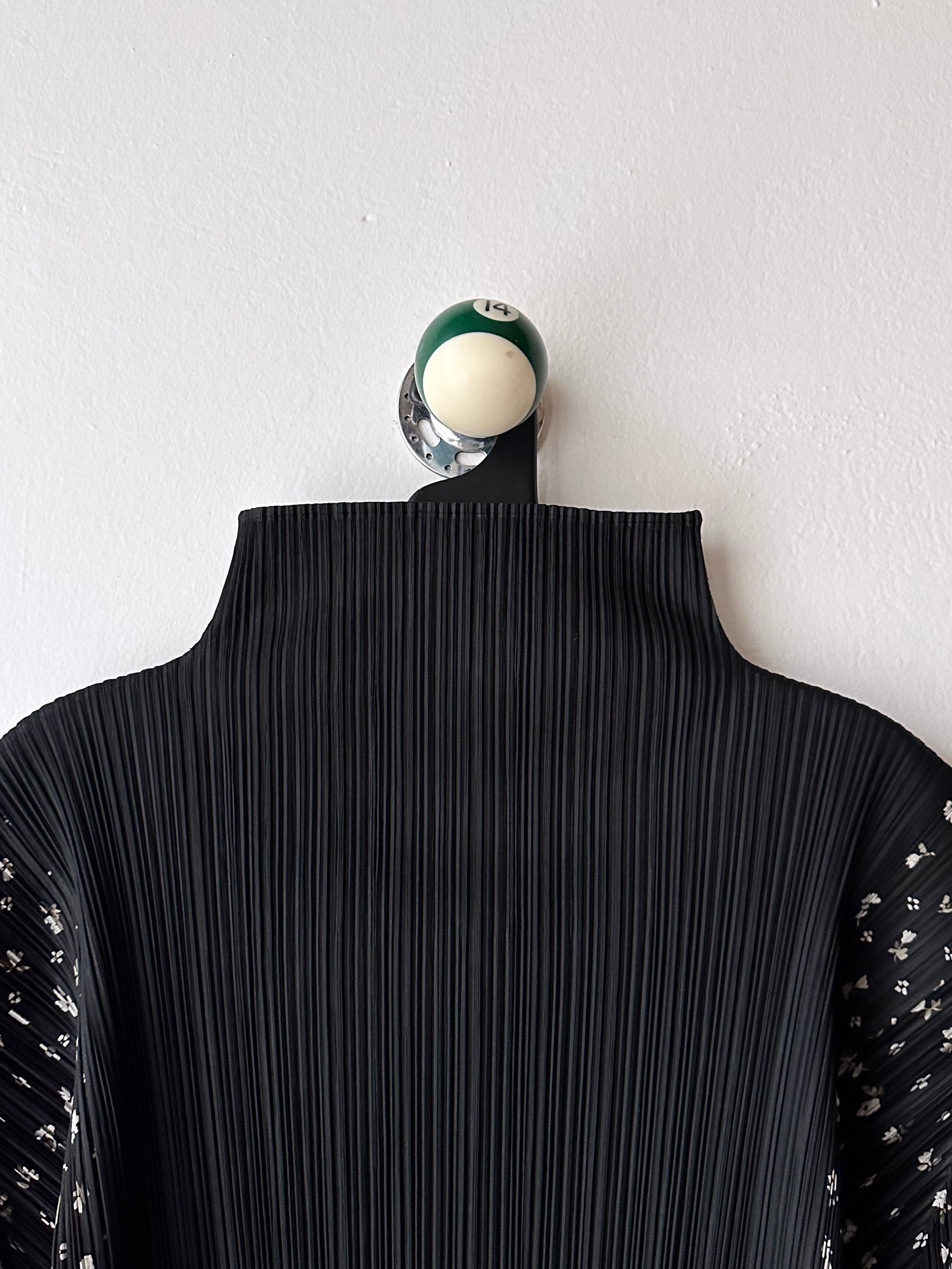 1997' PLEATS PLEASE issey miyake – TOTO