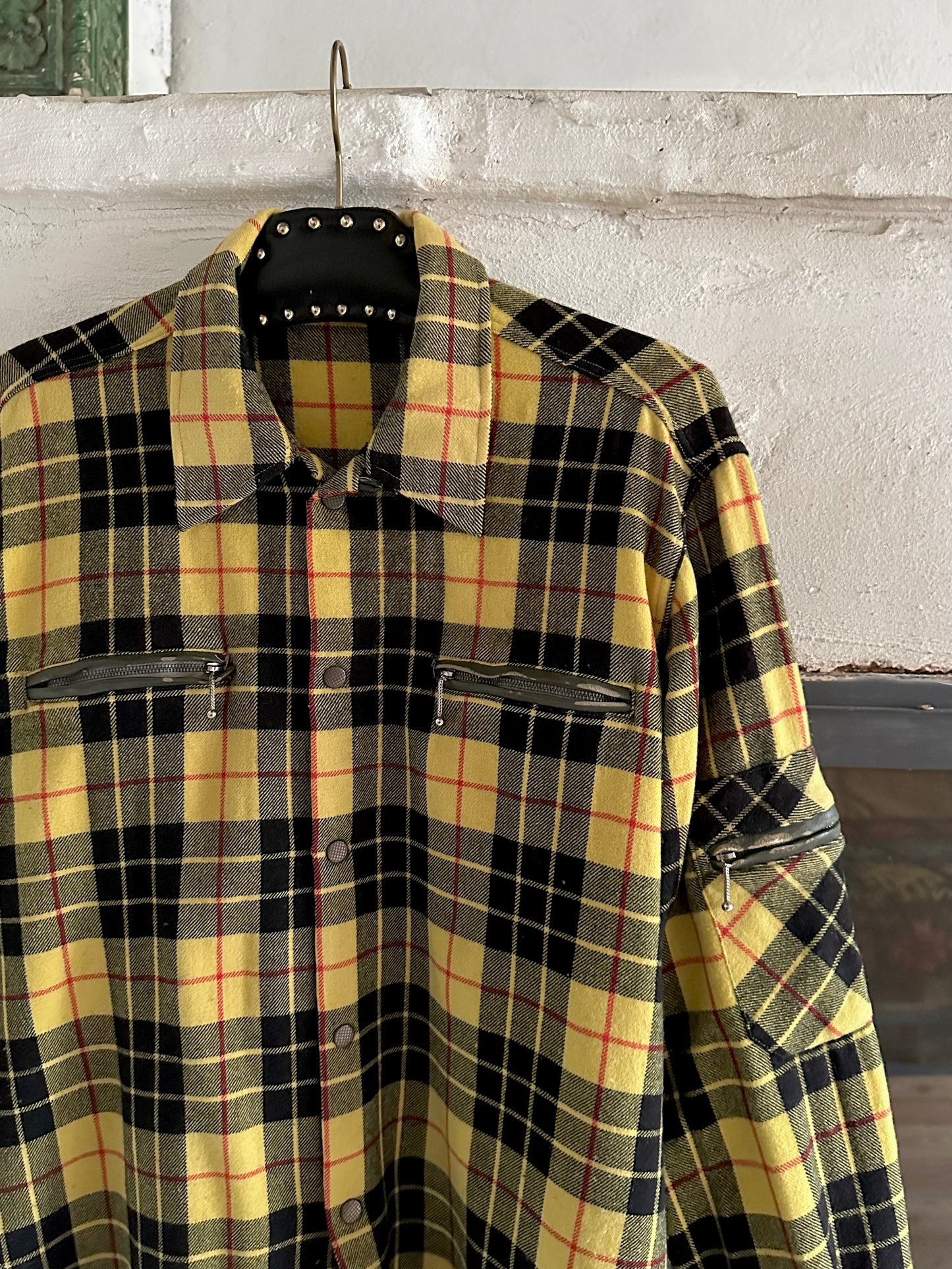 Italy plaid shirt with 3 pockets