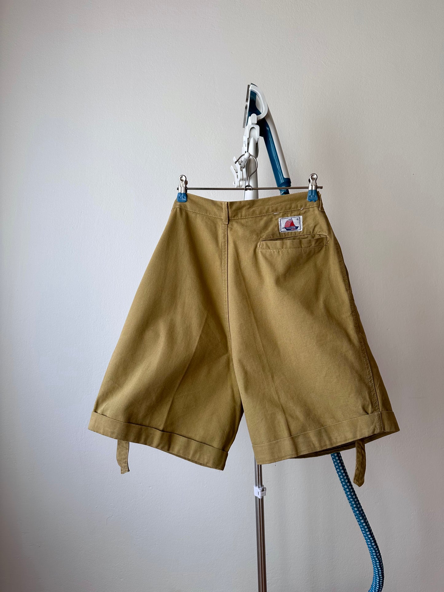 70s Italy beige , Dead stock.w32