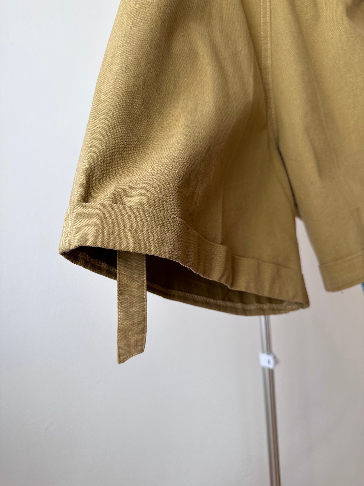 70s Italy beige , Dead stock.w32