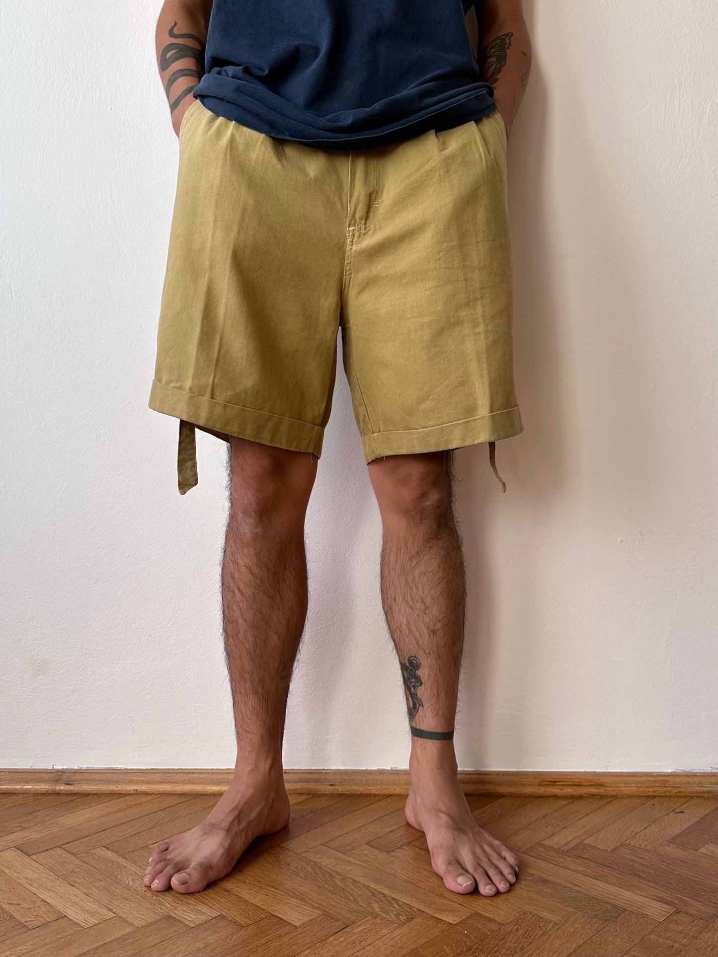 70s Italy beige , Dead stock.w32