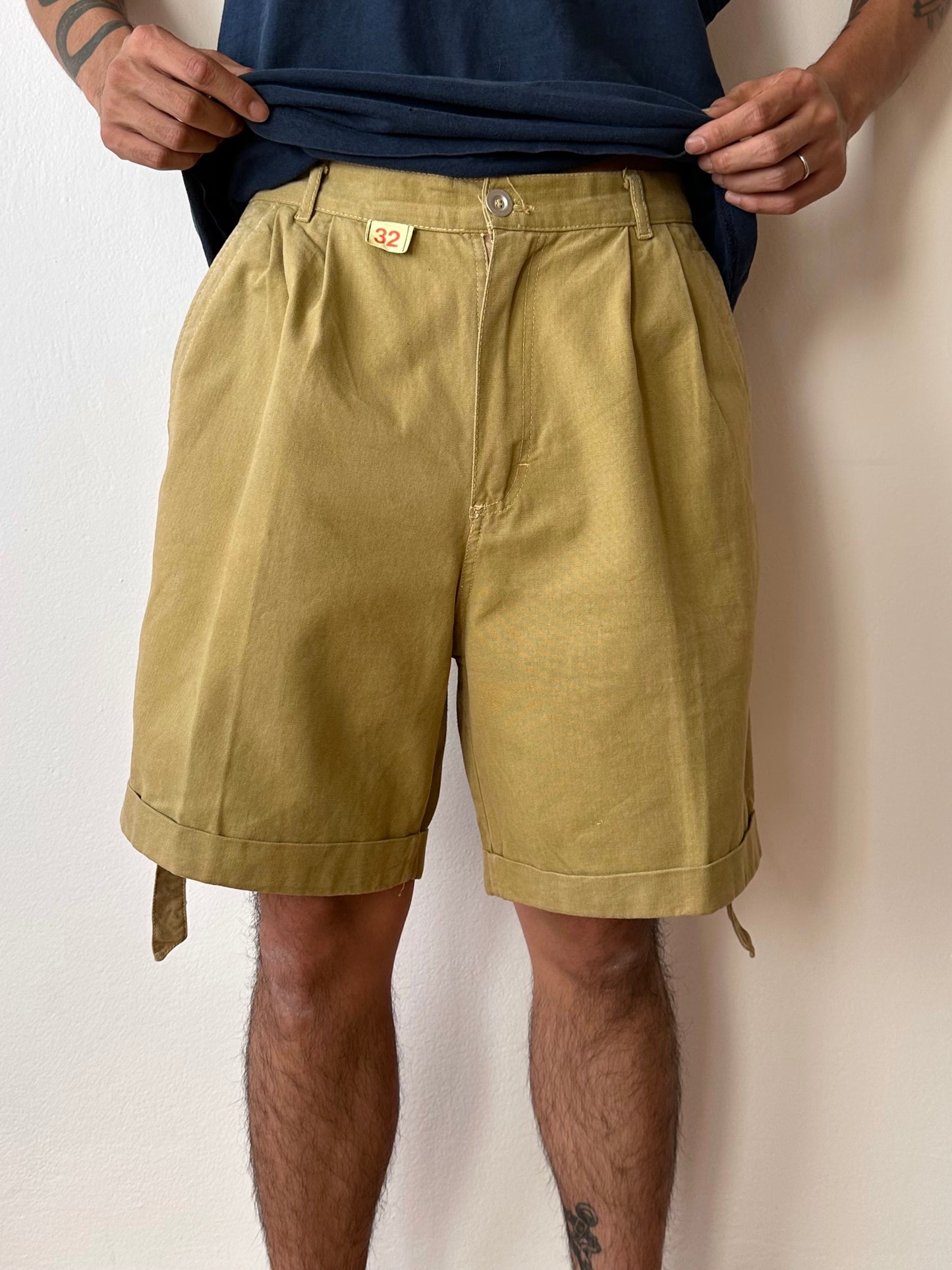 70s Italy beige , Dead stock.w32