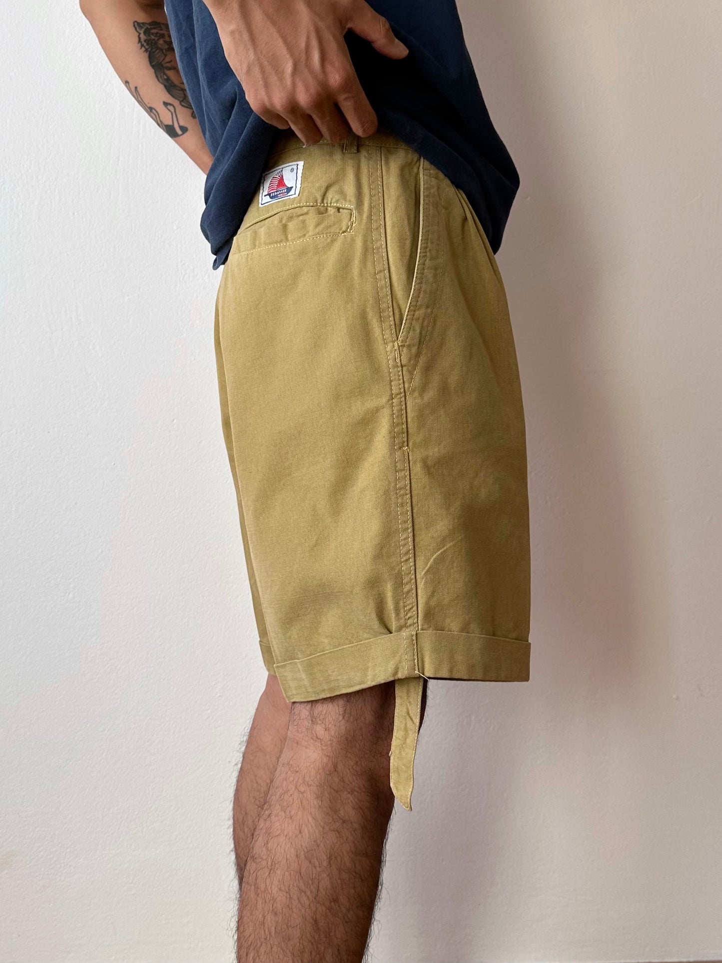 70s Italy beige , Dead stock.w32