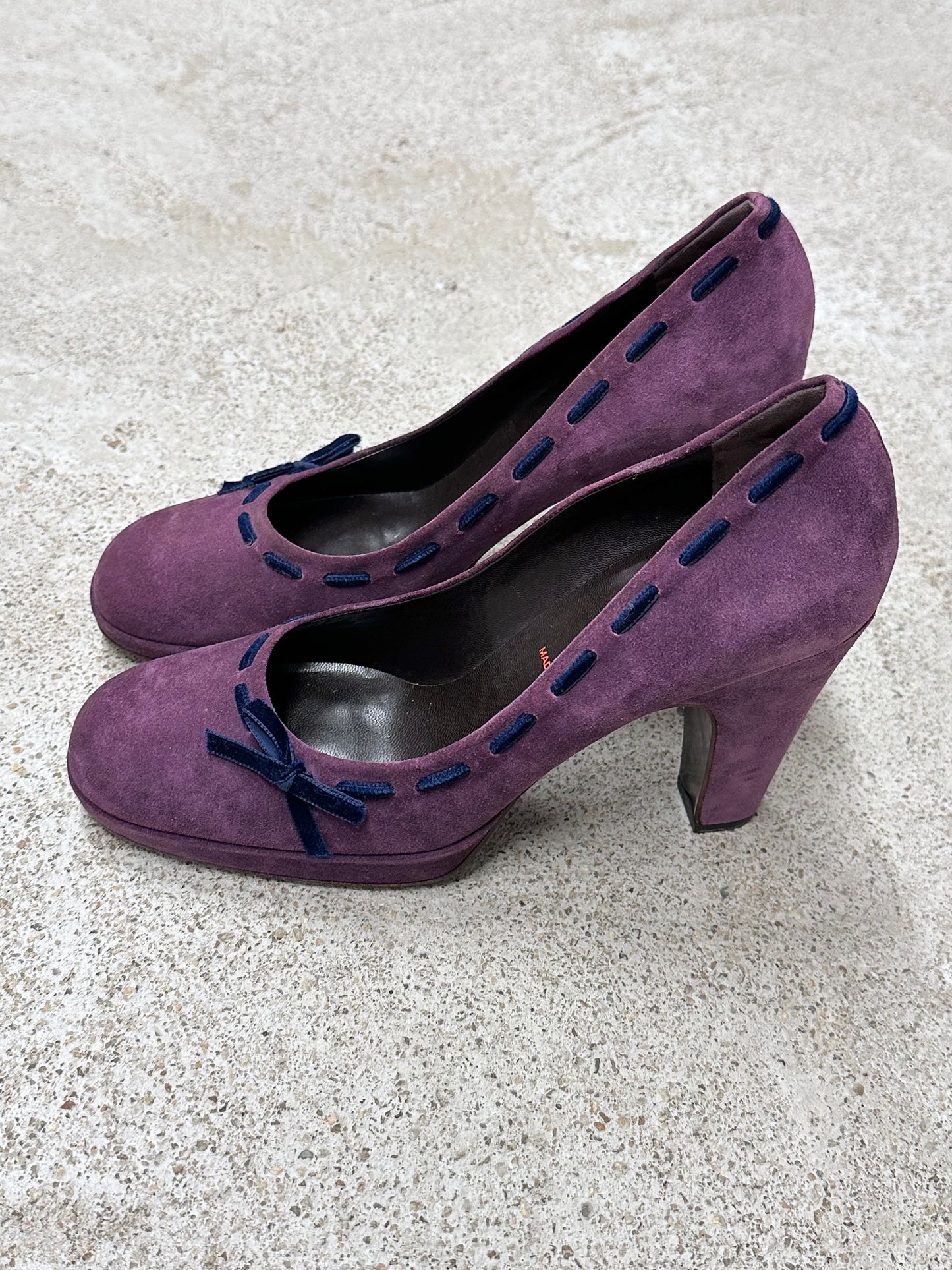 2000's miu miu suede heels