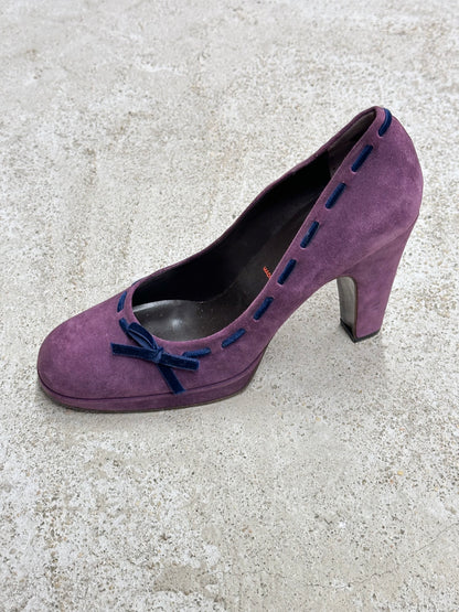 2000's miu miu suede heels