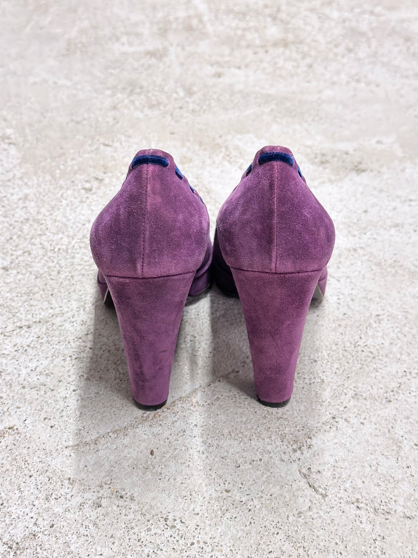 2000's miu miu suede heels