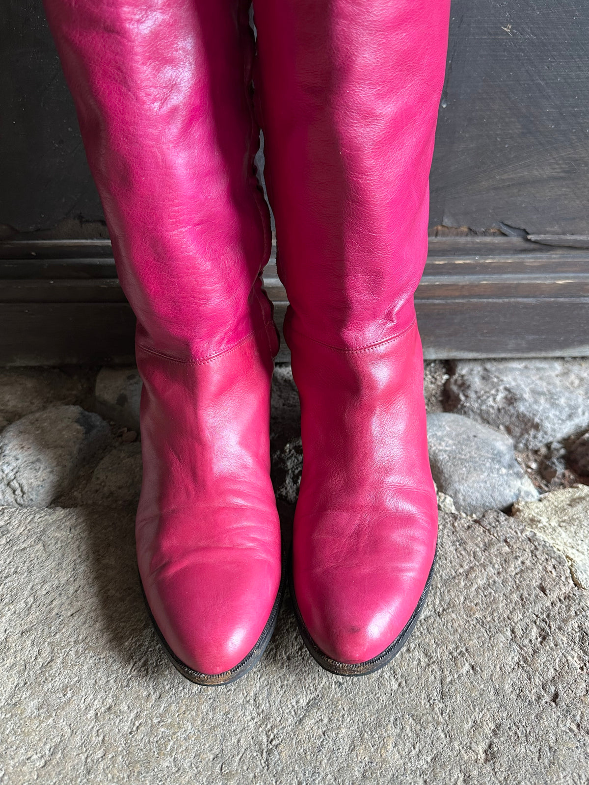 Italy magenta leather boots - 40