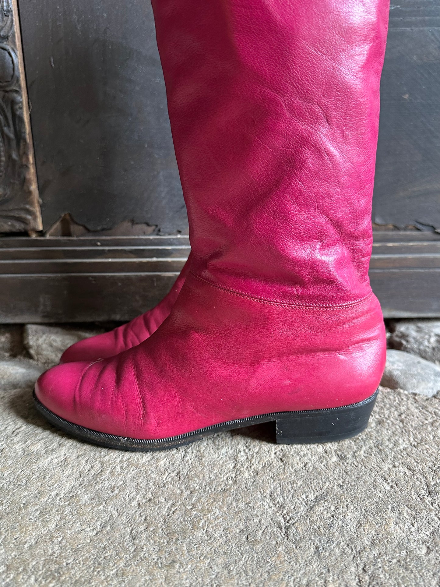 Italy magenta leather boots - 40