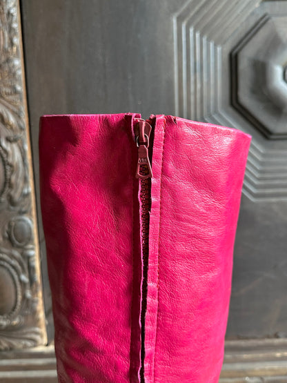 Italy magenta leather boots - 40