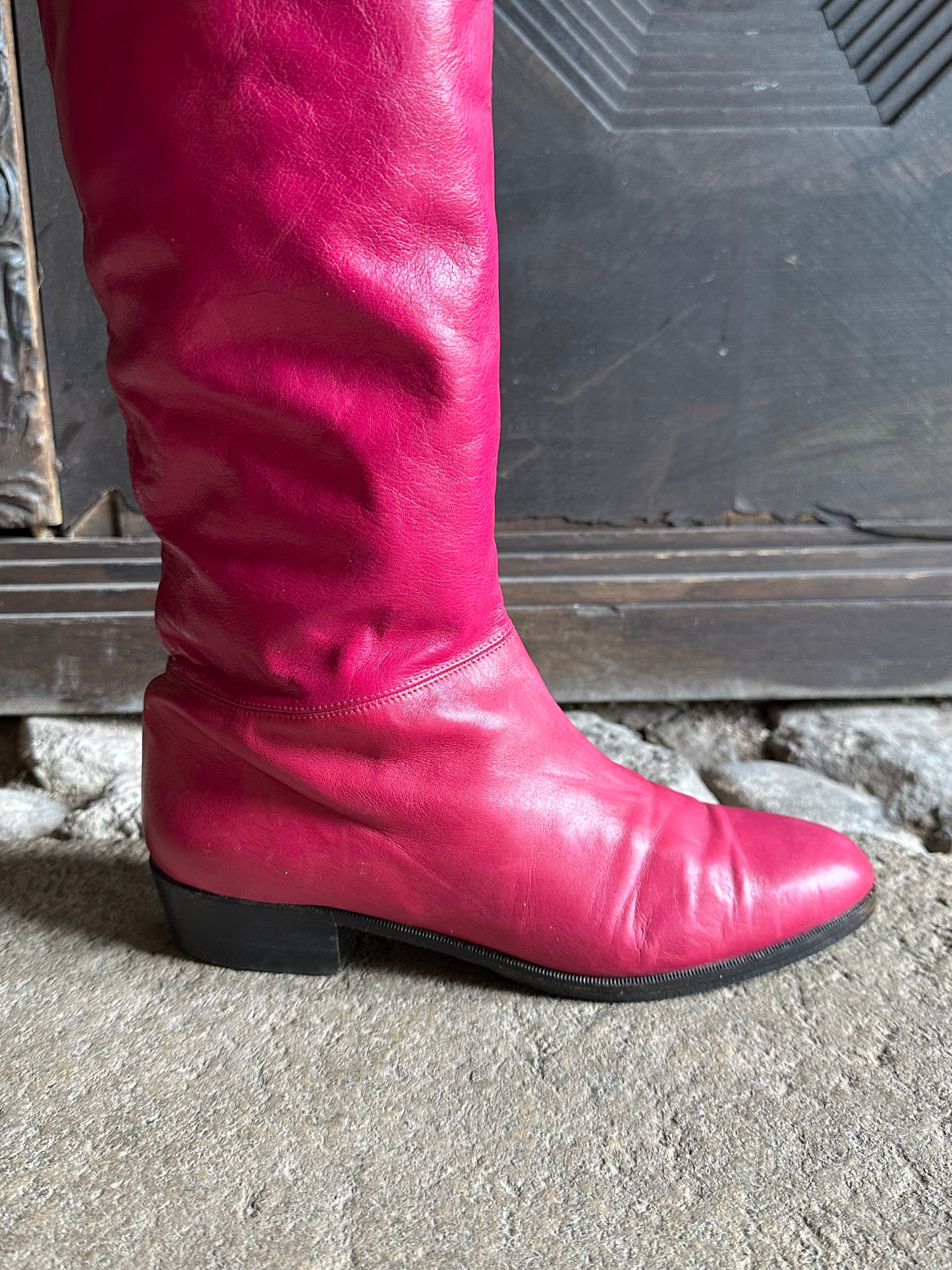 Italy magenta leather boots - 40
