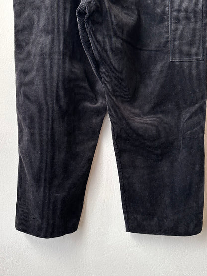 Deadstock king sized East‑German corduroy work trousers Black - w44