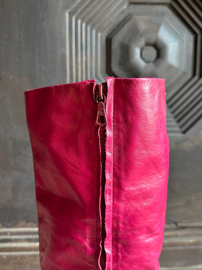 Italy magenta leather boots - 40