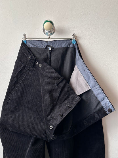 Vintage East German Corduroy work trousers Toto Praha Vintage clothing store Antique shop 70's 80's Germany over sized Prague 古着屋 プラハ ドイツワーク コーデュロイ ヴィンテージ 古着 アンティークショップ ユーロ古着 ユーロワーク フランス買い付け 古着卸 Showroom ショールーム 予約 appointment 