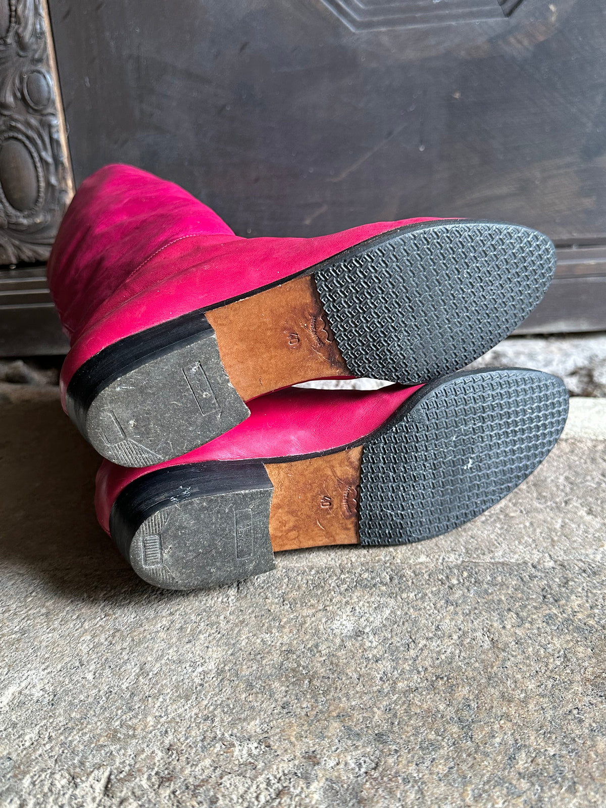 Italy magenta leather boots - 40