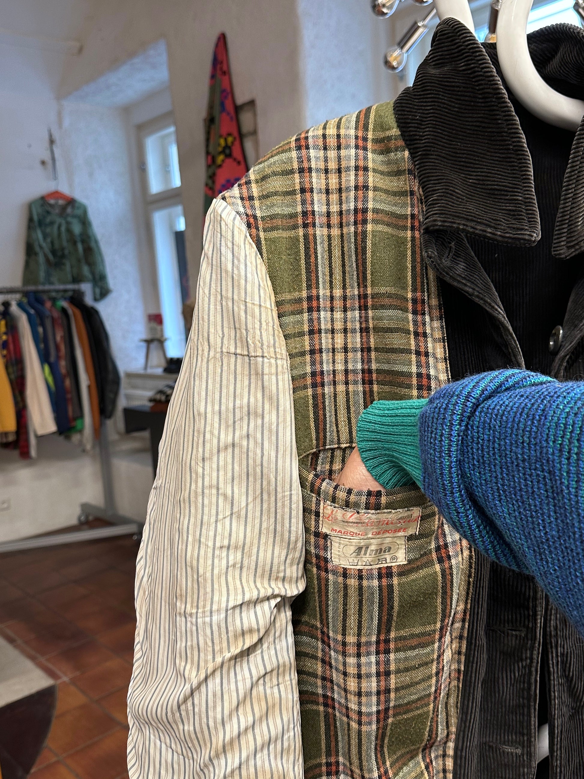 50's 60's 50年代 60年代 Hunting Jacket Made in France French vintage フレンチヴィンテージ Toto Praha 古着屋 プラハ Prague Vintage store Vintage clothing ハンティングジャケット フレンチワーク フランス買い付け 古着 ユーロ古着 ヨーロッパ古着 フランス古着 古着卸 Black corduroy コーデュロイ 黒