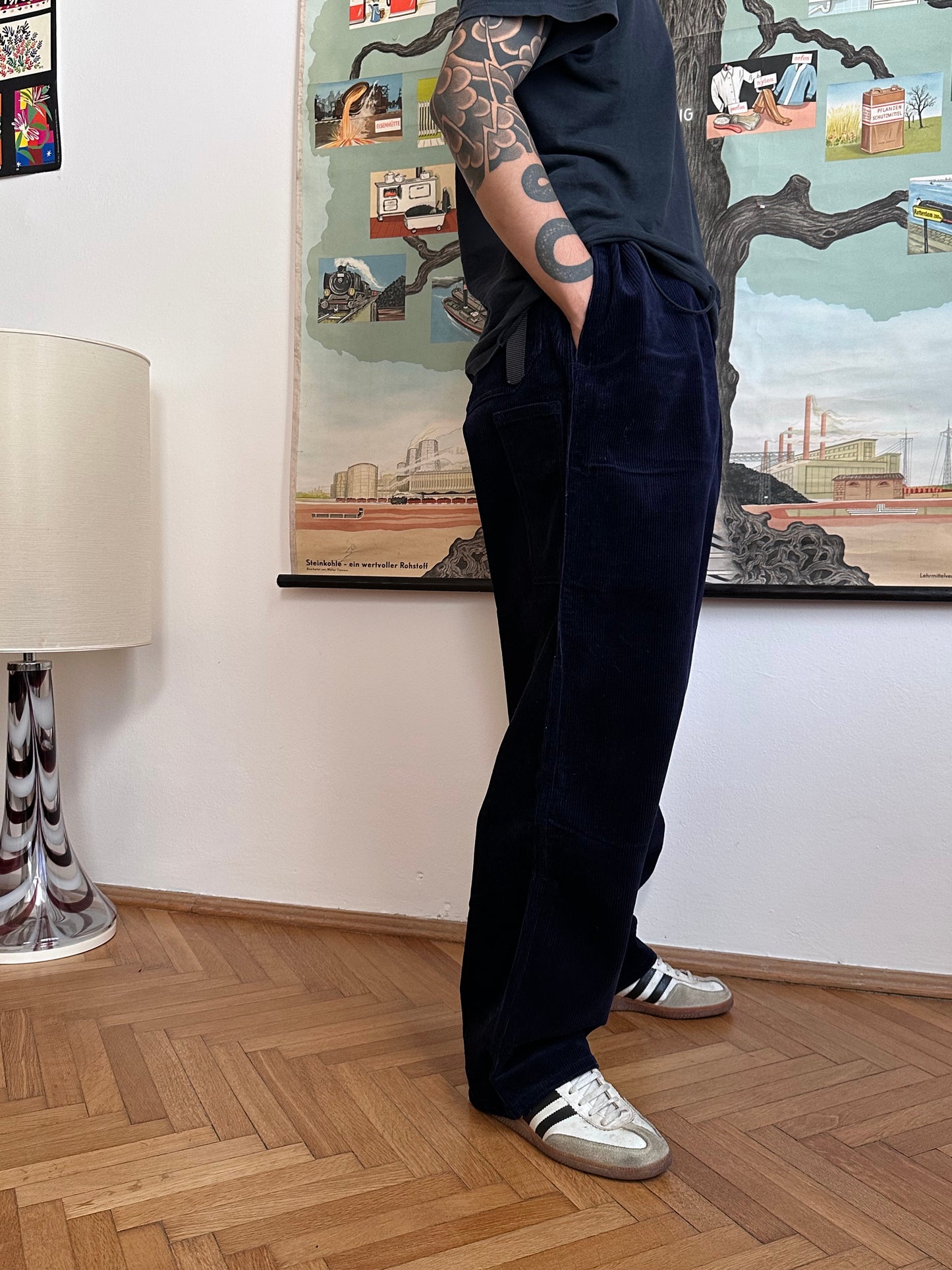 Deadstock king sized East‑German corduroy work trousers Navy - w47