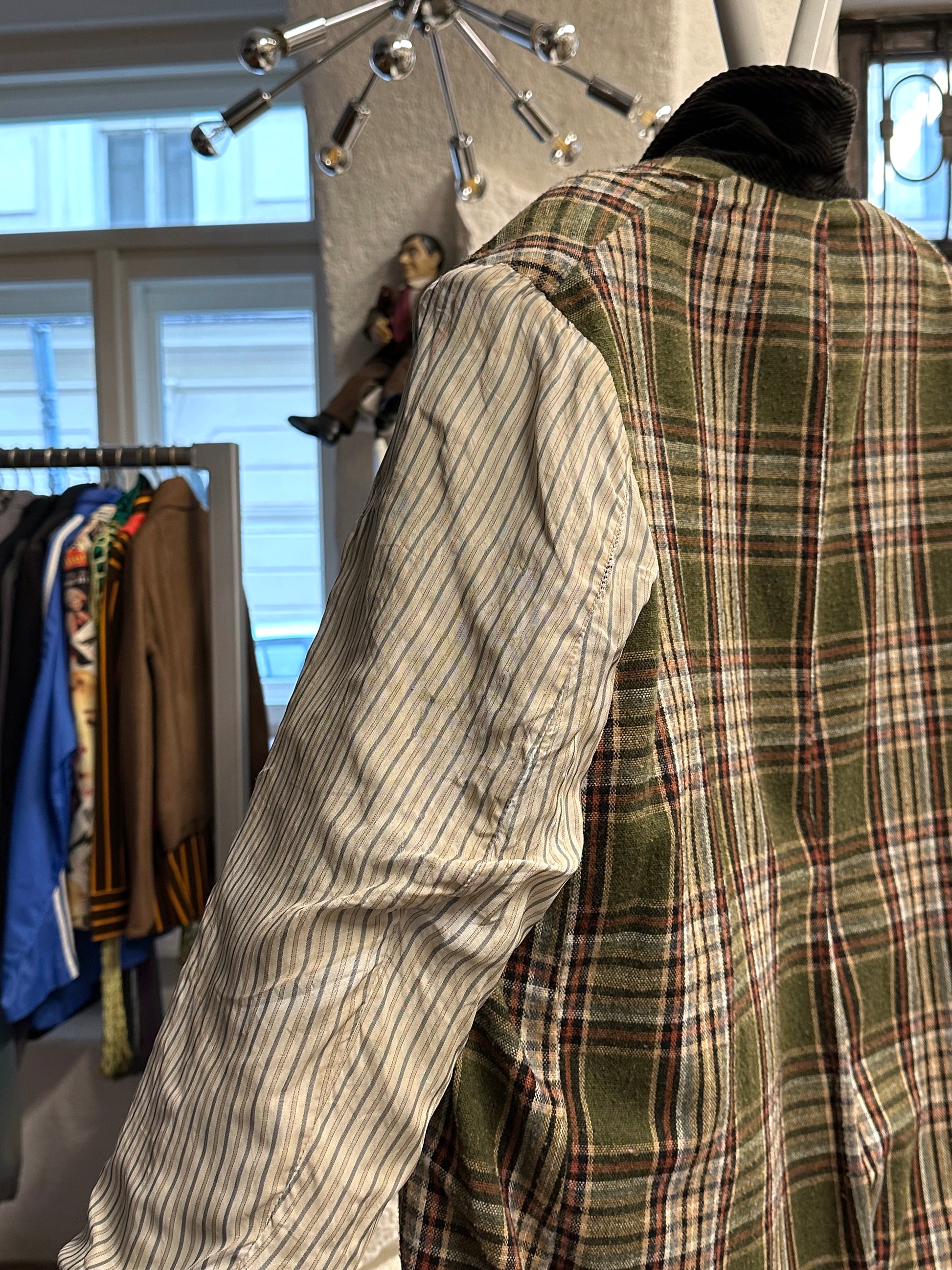 50's 60's 50年代 60年代 Hunting Jacket Made in France French vintage フレンチヴィンテージ Toto Praha 古着屋 プラハ Prague Vintage store Vintage clothing ハンティングジャケット フレンチワーク フランス買い付け 古着 ユーロ古着 ヨーロッパ古着 フランス古着 古着卸 Black corduroy コーデュロイ 黒