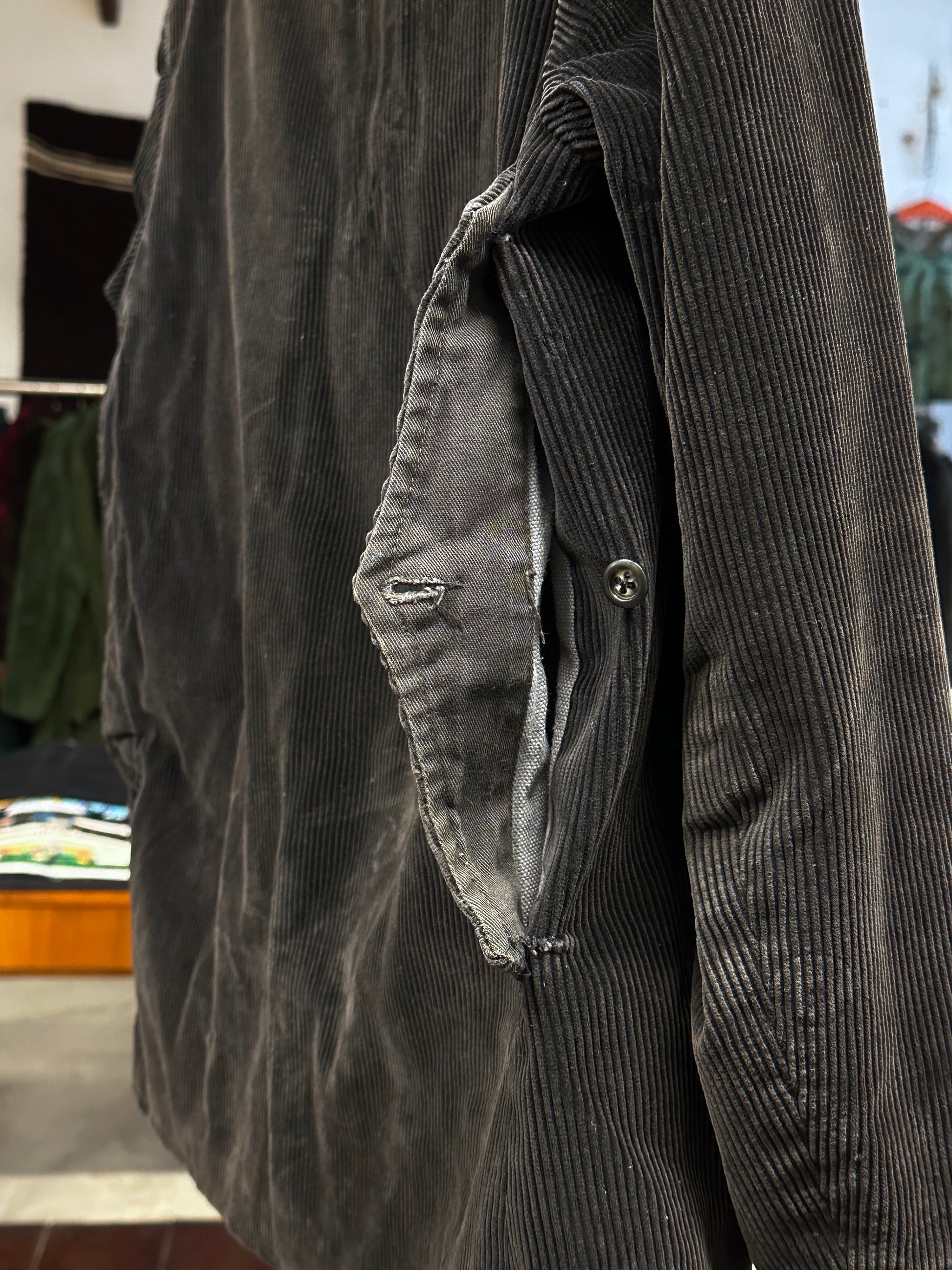 50's 60's 50年代 60年代 Hunting Jacket Made in France French vintage フレンチヴィンテージ Toto Praha 古着屋 プラハ Prague Vintage store Vintage clothing ハンティングジャケット フレンチワーク フランス買い付け 古着 ユーロ古着 ヨーロッパ古着 フランス古着 古着卸 Black corduroy コーデュロイ 黒