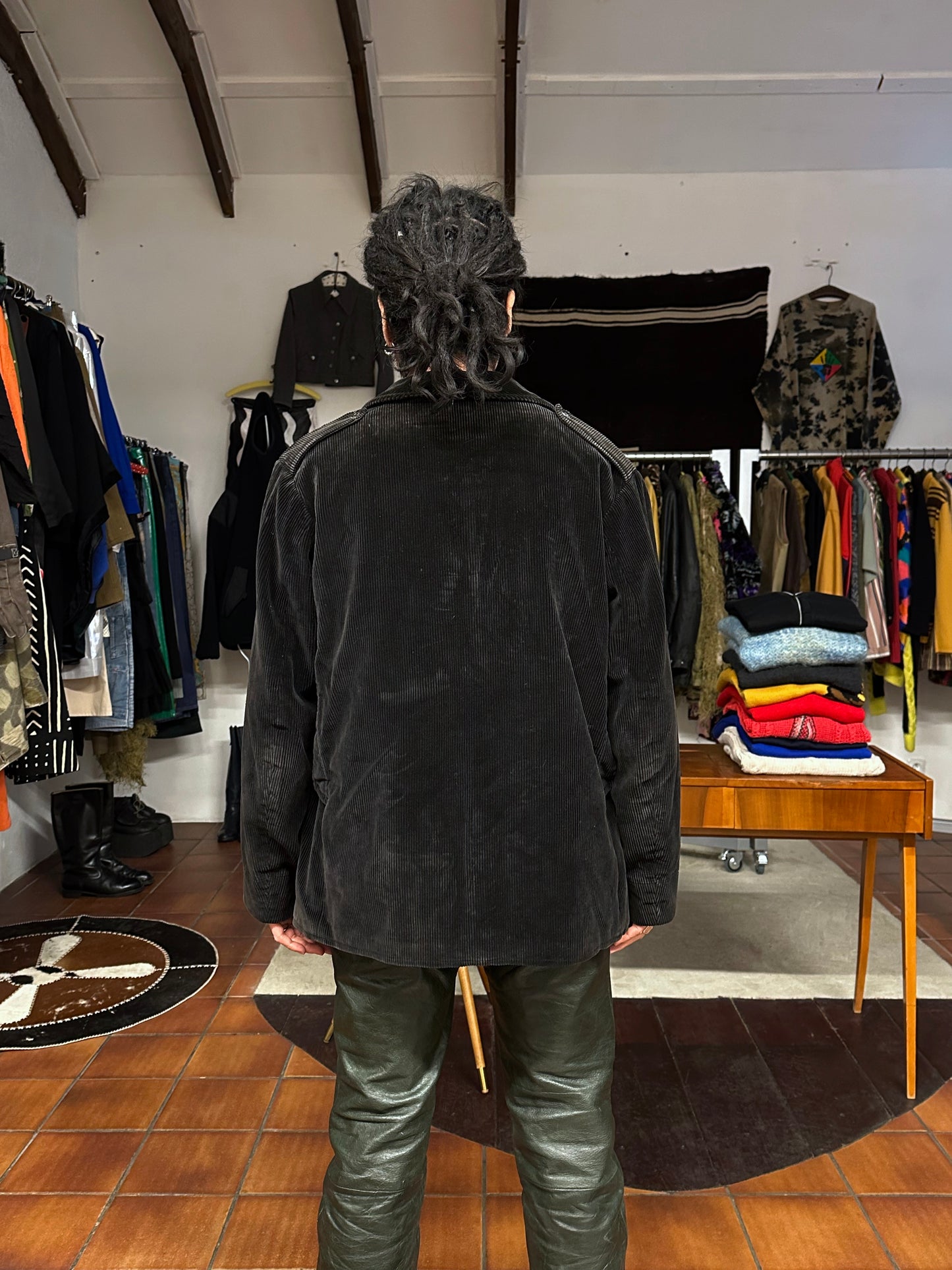 50's 60's 50年代 60年代 Hunting Jacket Made in France French vintage フレンチヴィンテージ Toto Praha 古着屋 プラハ Prague Vintage store Vintage clothing ハンティングジャケット フレンチワーク フランス買い付け 古着 ユーロ古着 ヨーロッパ古着 フランス古着 古着卸 Black corduroy コーデュロイ 黒