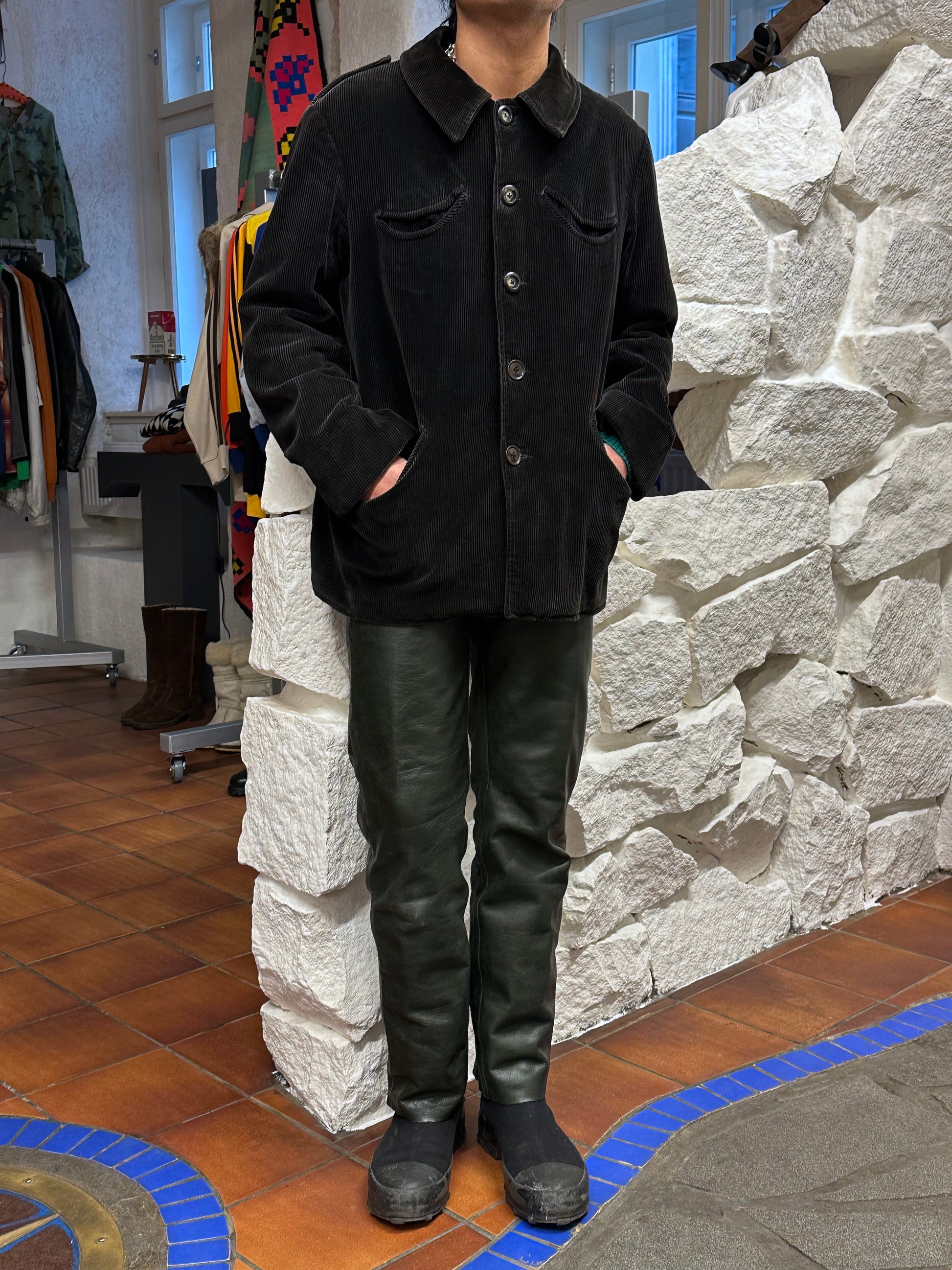 50's 60's 50年代 60年代 Hunting Jacket Made in France French vintage フレンチヴィンテージ Toto Praha 古着屋 プラハ Prague Vintage store Vintage clothing ハンティングジャケット フレンチワーク フランス買い付け 古着 ユーロ古着 ヨーロッパ古着 フランス古着 古着卸 Black corduroy コーデュロイ 黒