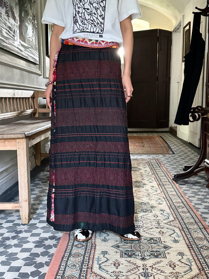 Handmade embroidery skirt W30