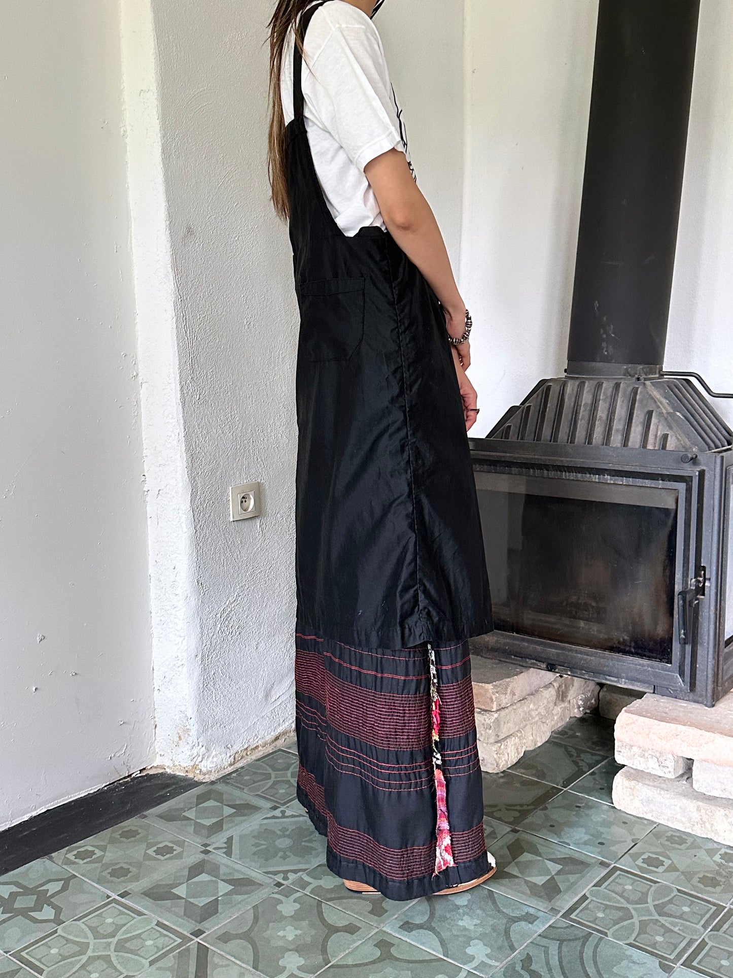 1940s France black polished cotton apron