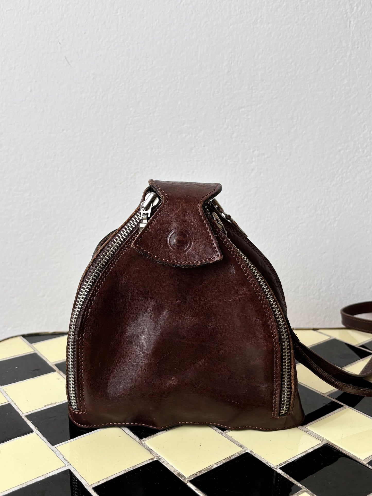 vintage leather tulip bag