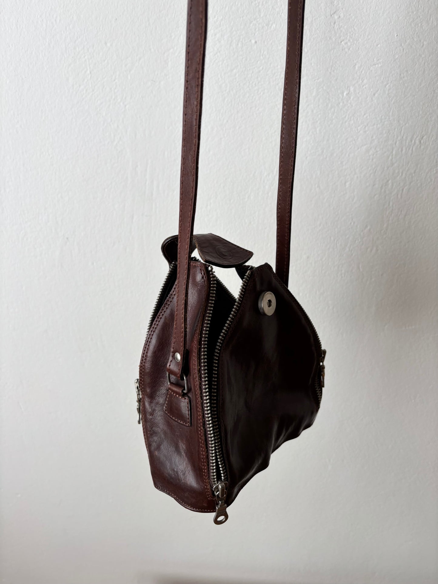 vintage leather tulip bag