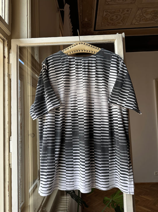 Nice tee - XL