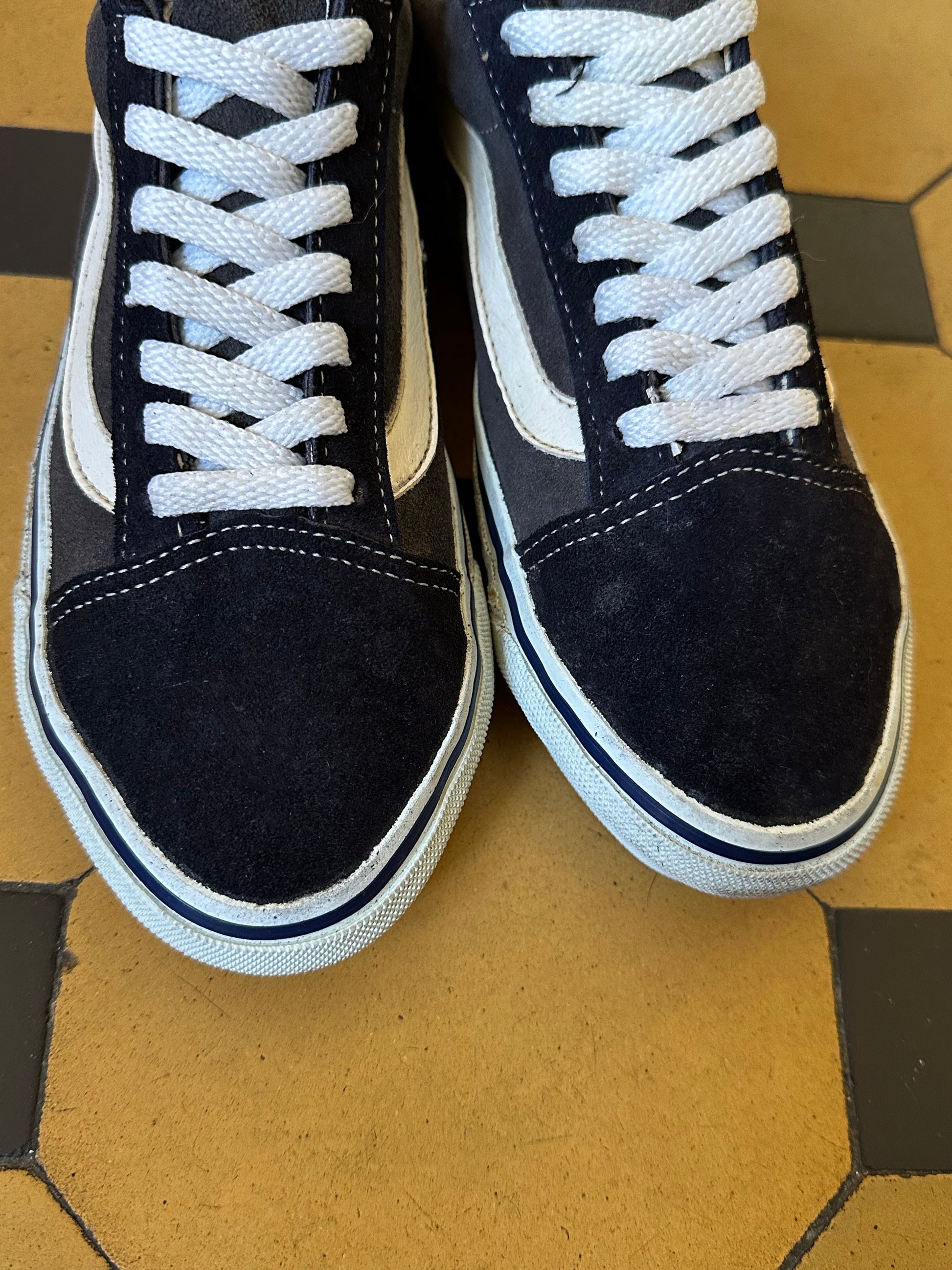 VANS Old school 90's 90年代 バンズオールドスクール 箱付き Deadstock デッドストック 新品未使用 NOS Made in USA アメリカ製 oto Praha Vintage clothing shop Antique shop 古着屋 プラハ Showroom appointment Prague ユーロ古着 ヨーロッパ古着 古着卸 ヴィンテージ