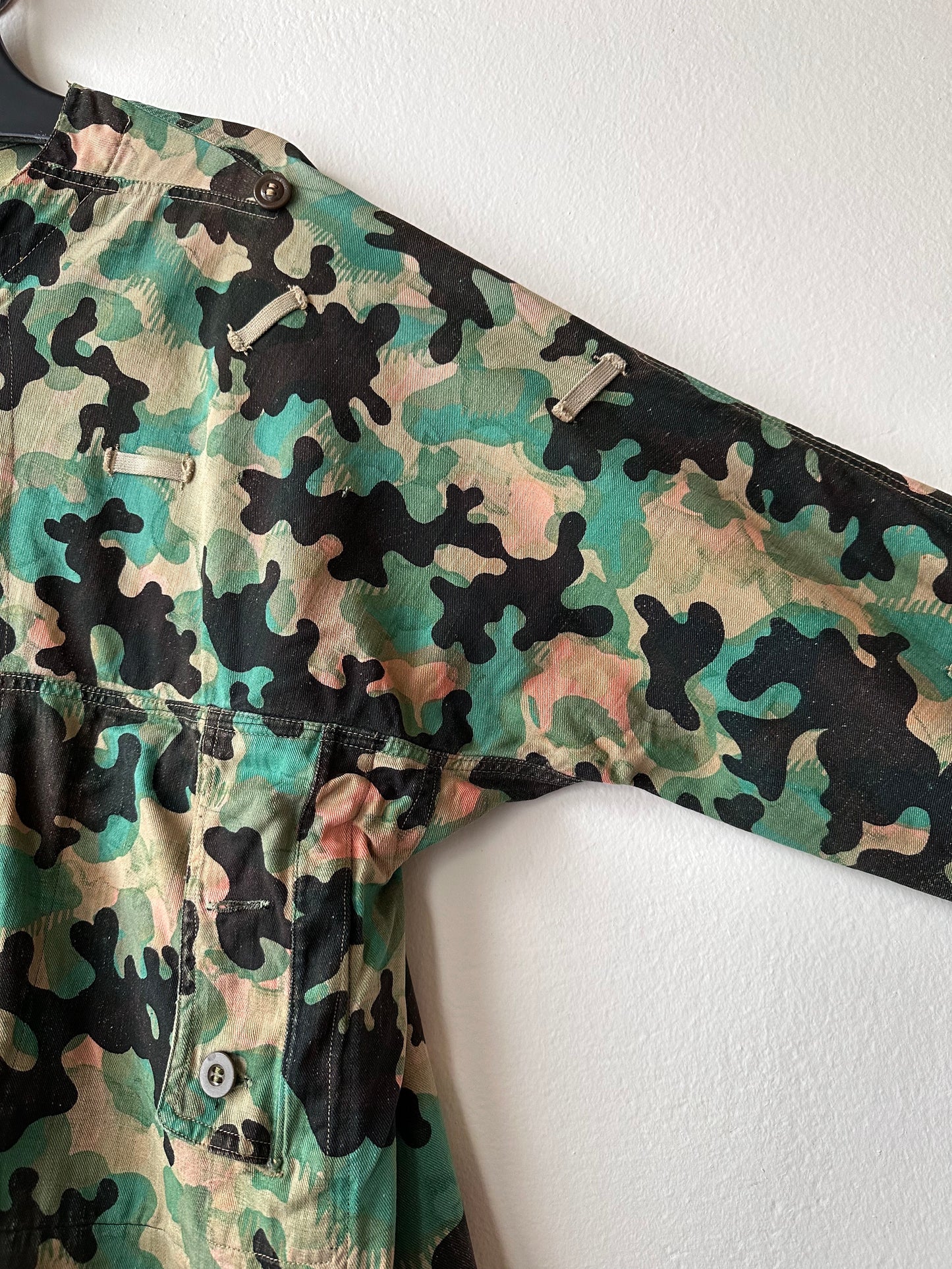 1950's Československá lidová armáda DUBÁKY チェコスロバキア 人民軍 Czechoslovakia army military ミリタリー 50's 50年代 チェコ軍 Dubaky Toto Antique shop プラハ  古着屋 古着 Praha Prague Vintage clothing store ユーロ古着 ヨーロッパ古着 ユーロミリタリー  ヨーロッパミリタリー  古着卸 フランス買い付け showroom ショールーム Rare レア 軍物 