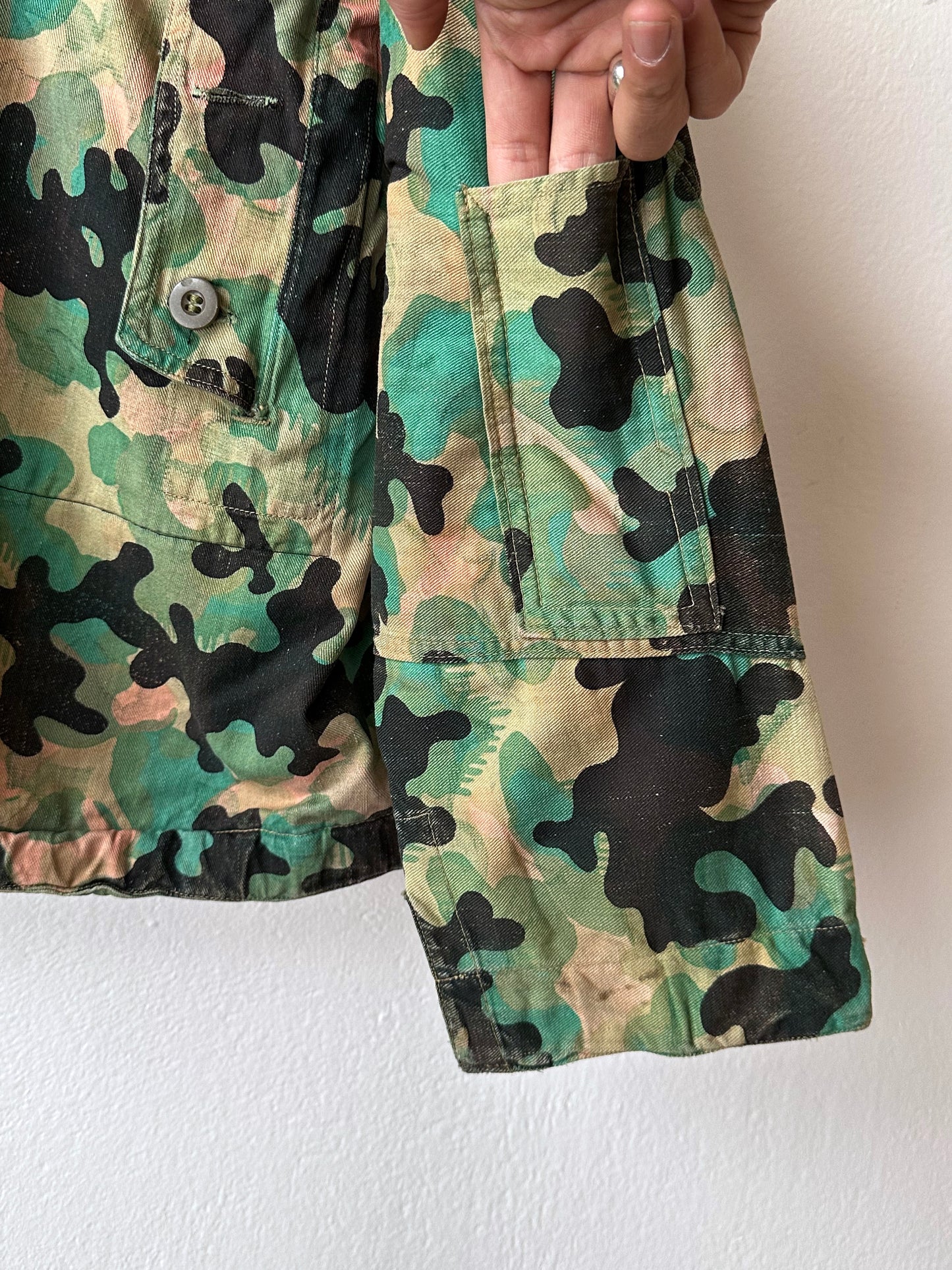 1950's Československá lidová armáda DUBÁKY チェコスロバキア 人民軍 Czechoslovakia army military ミリタリー 50's 50年代 チェコ軍 Dubaky Toto Antique shop プラハ  古着屋 古着 Praha Prague Vintage clothing store ユーロ古着 ヨーロッパ古着 ユーロミリタリー  ヨーロッパミリタリー  古着卸 フランス買い付け showroom ショールーム Rare レア 軍物 