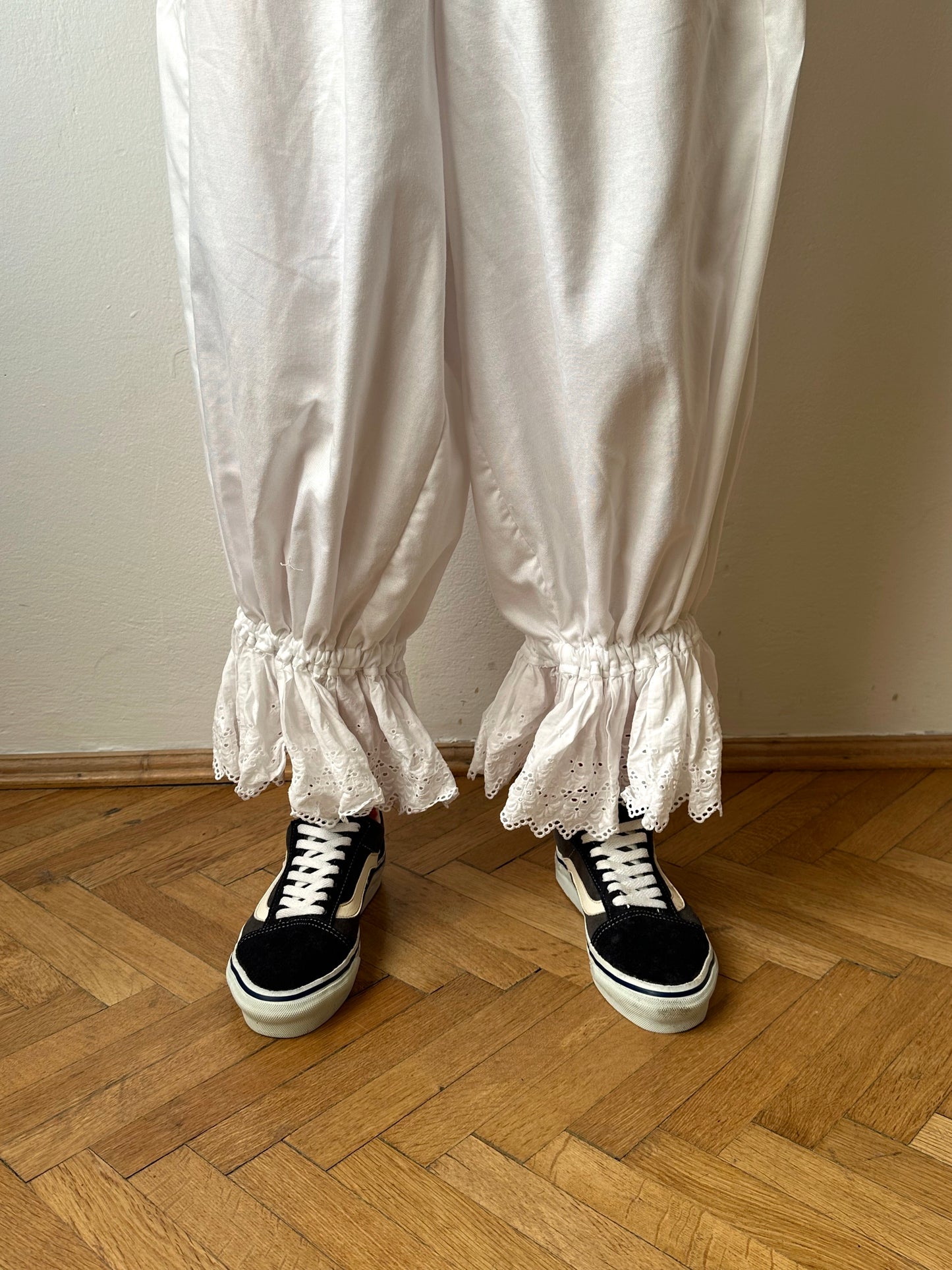 VANS Old school 90's 90年代 バンズオールドスクール 箱付き Deadstock デッドストック 新品未使用 NOS Made in USA アメリカ製 oto Praha Vintage clothing shop Antique shop 古着屋 プラハ Showroom appointment Prague ユーロ古着 ヨーロッパ古着 古着卸 ヴィンテージ