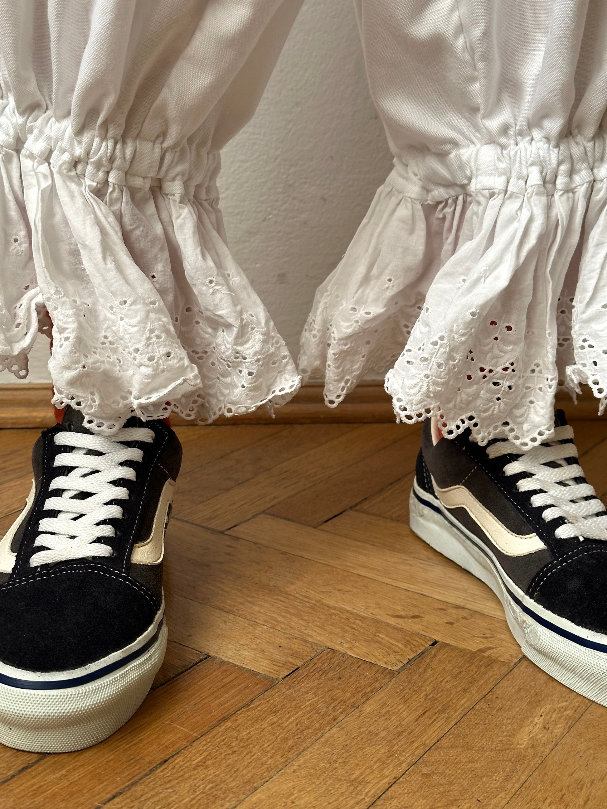 VANS Old school 90's 90年代 バンズオールドスクール 箱付き Deadstock デッドストック 新品未使用 NOS Made in USA アメリカ製 oto Praha Vintage clothing shop Antique shop 古着屋 プラハ Showroom appointment Prague ユーロ古着 ヨーロッパ古着 古着卸 ヴィンテージ