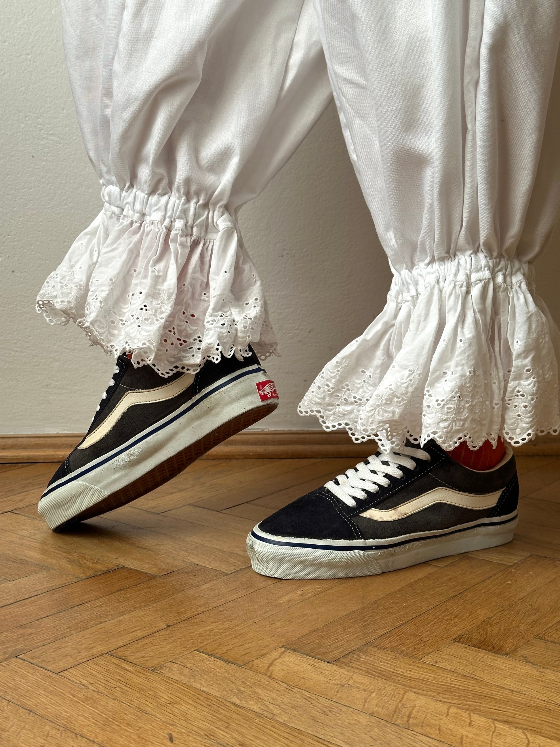VANS Old school 90's 90年代 バンズオールドスクール 箱付き Deadstock デッドストック 新品未使用 NOS Made in USA アメリカ製 oto Praha Vintage clothing shop Antique shop 古着屋 プラハ Showroom appointment Prague ユーロ古着 ヨーロッパ古着 古着卸 ヴィンテージ