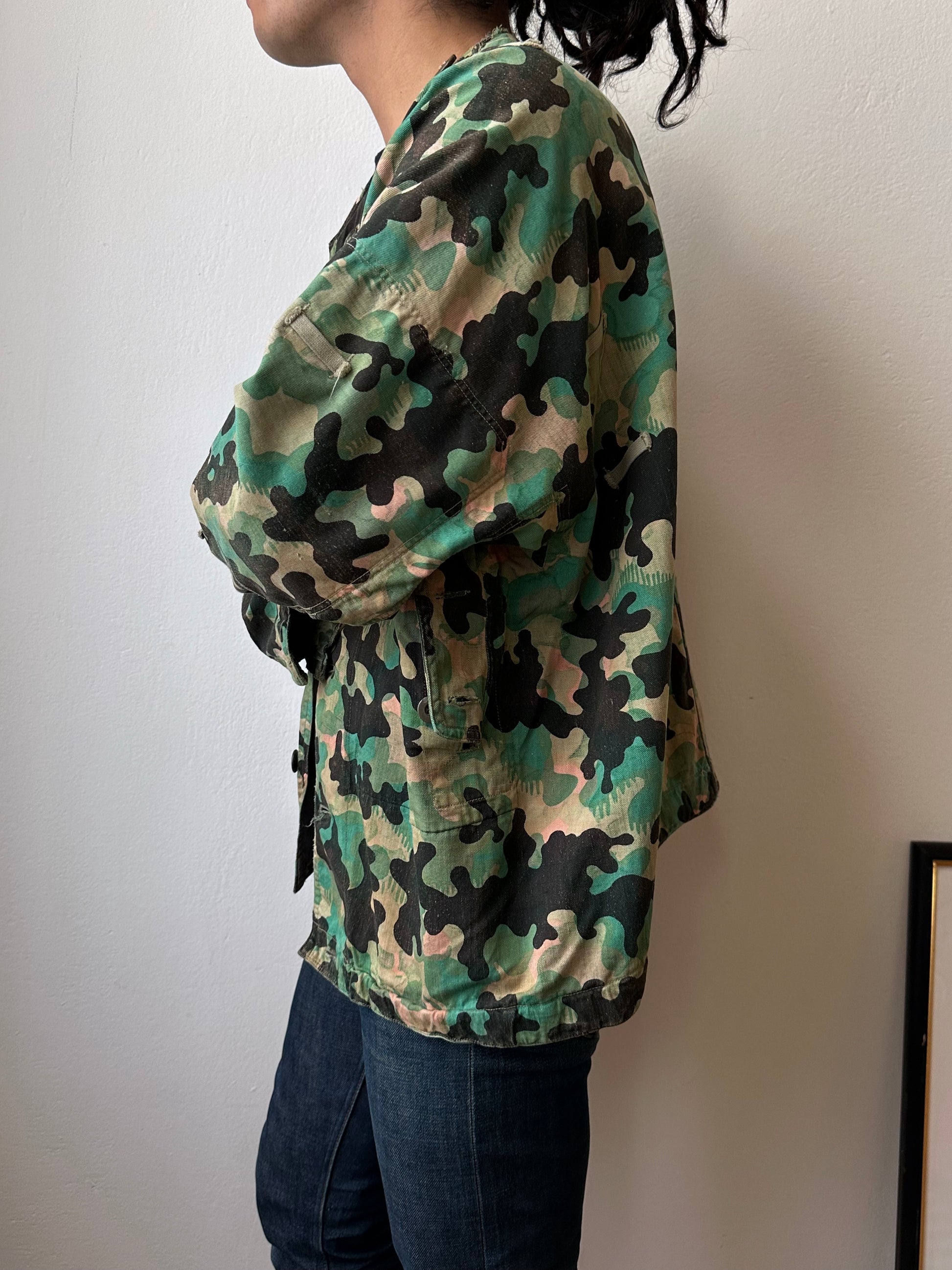 1950's Československá lidová armáda DUBÁKY チェコスロバキア 人民軍 Czechoslovakia army military ミリタリー 50's 50年代 チェコ軍 Dubaky Toto Antique shop プラハ  古着屋 古着 Praha Prague Vintage clothing store ユーロ古着 ヨーロッパ古着 ユーロミリタリー  ヨーロッパミリタリー  古着卸 フランス買い付け showroom ショールーム Rare レア 軍物 