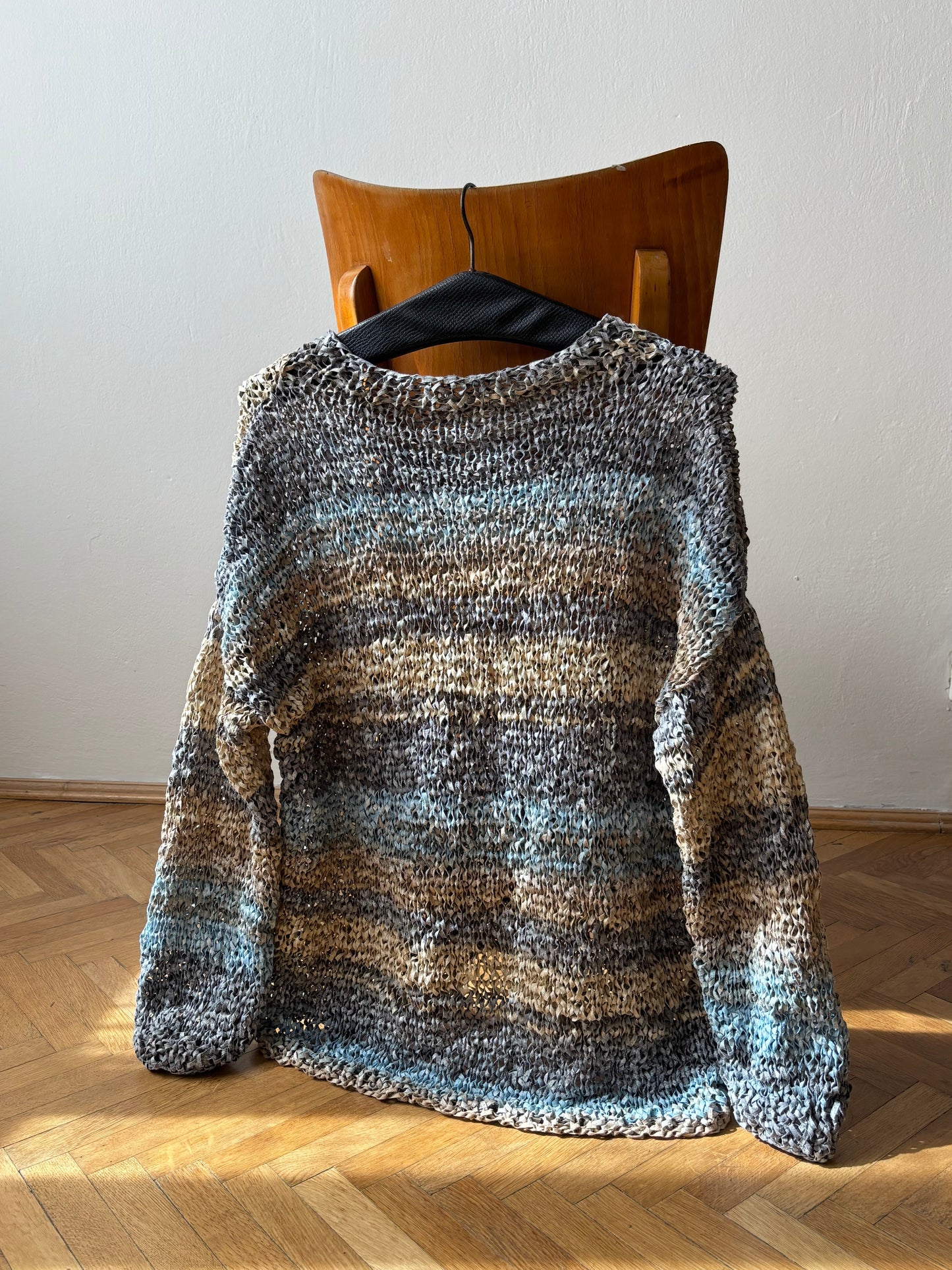 mesh weaving gradation