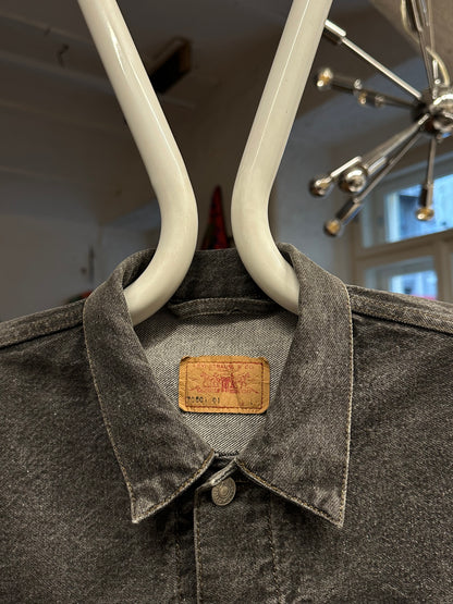 Levi's 70501 01 Type 1st Europe ヨーロッパ企画 リーバイス  1980's 88's 80年代 Black denim ファースト Gジャン Vintage ヴィンテージ Toto Praha Prague Vintage store 古着屋 古着 Vintage clothing ユーロ古着 ヨーロッパ古着 レア ブラックデニム 