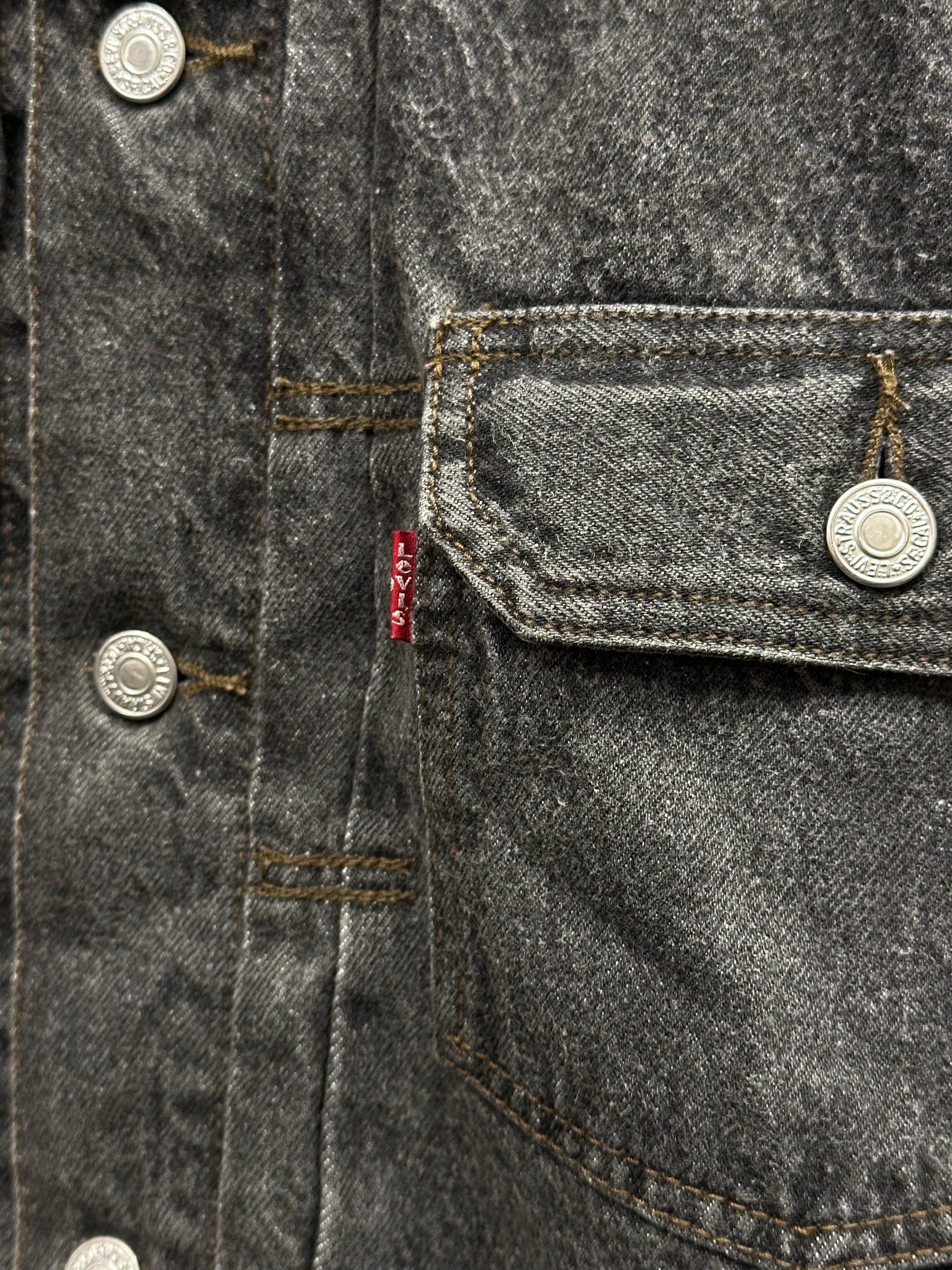 Levi's 70501 01 Type 1st Europe ヨーロッパ企画 リーバイス  1980's 88's 80年代 Black denim ファースト Gジャン Vintage ヴィンテージ Toto Praha Prague Vintage store 古着屋 古着 Vintage clothing ユーロ古着 ヨーロッパ古着 レア ブラックデニム 
