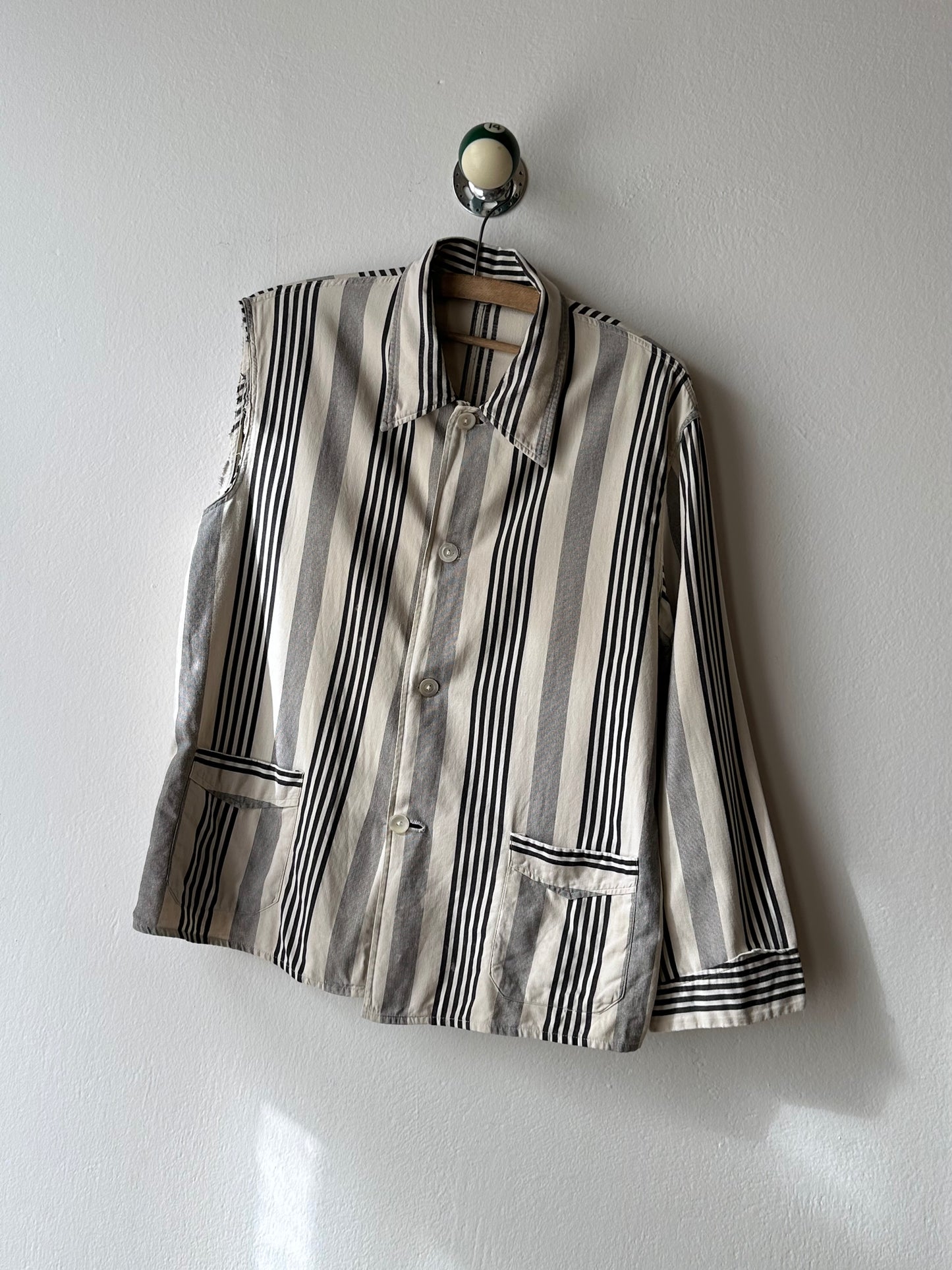 60s Broken pyjama shirt