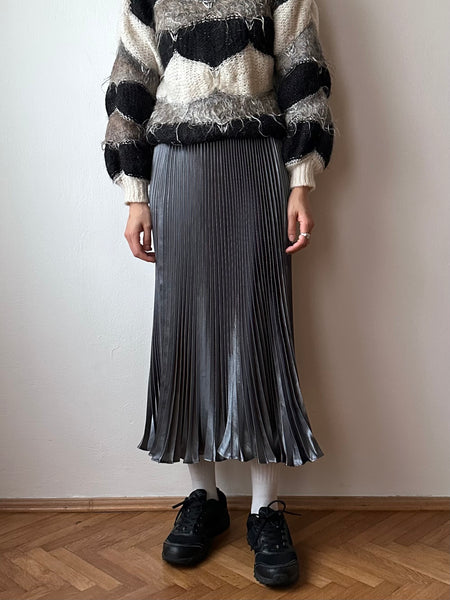 metalic pleated skirt