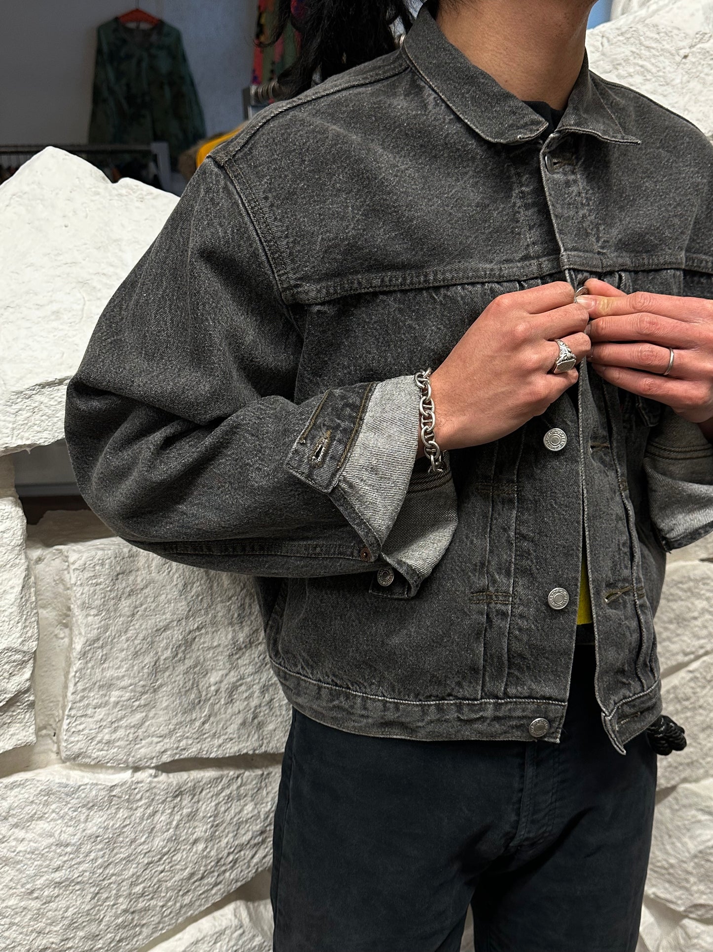 Levi's 70501 01 Type 1st Europe ヨーロッパ企画 リーバイス  1980's 88's 80年代 Black denim ファースト Gジャン Vintage ヴィンテージ Toto Praha Prague Vintage store 古着屋 古着 Vintage clothing ユーロ古着 ヨーロッパ古着 レア ブラックデニム 