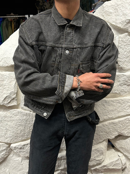 Levi's 70501 01 Type 1st Europe ヨーロッパ企画 リーバイス  1980's 88's 80年代 Black denim ファースト Gジャン Vintage ヴィンテージ Toto Praha Prague Vintage store 古着屋 古着 Vintage clothing ユーロ古着 ヨーロッパ古着 レア ブラックデニム 
