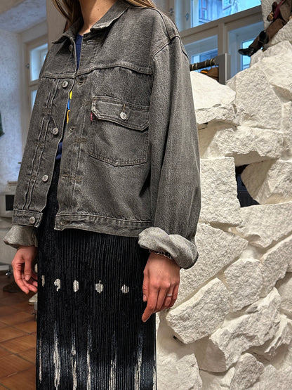 Levi's 70501 01 Type 1st Europe ヨーロッパ企画 リーバイス  1980's 88's 80年代 Black denim ファースト Gジャン Vintage ヴィンテージ Toto Praha Prague Vintage store 古着屋 古着 Vintage clothing ユーロ古着 ヨーロッパ古着 レア ブラックデニム 