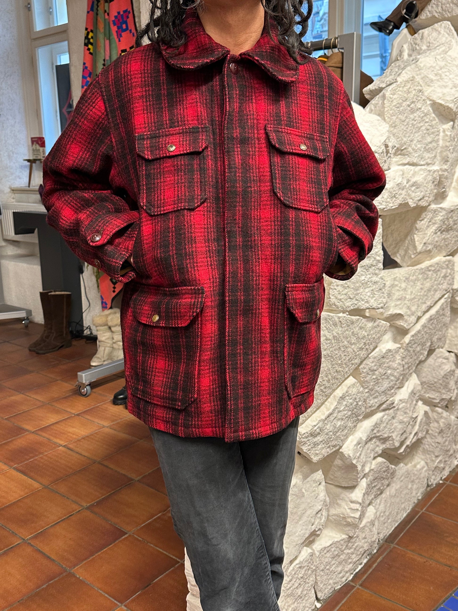 Woolrich Hunting Jacket 50's 60's mackinaw マッキノウ ハンティング Toto Praha Prague プラハ 古着屋 古着 Vintage store Vintage clothing ウールリッチ ハンティングジャケット 50年代 60年代 Made in USA アメリカ古着 ヴィンテージ ユーロ古着 ヨーロッパ古着 Wool Jacket Coat