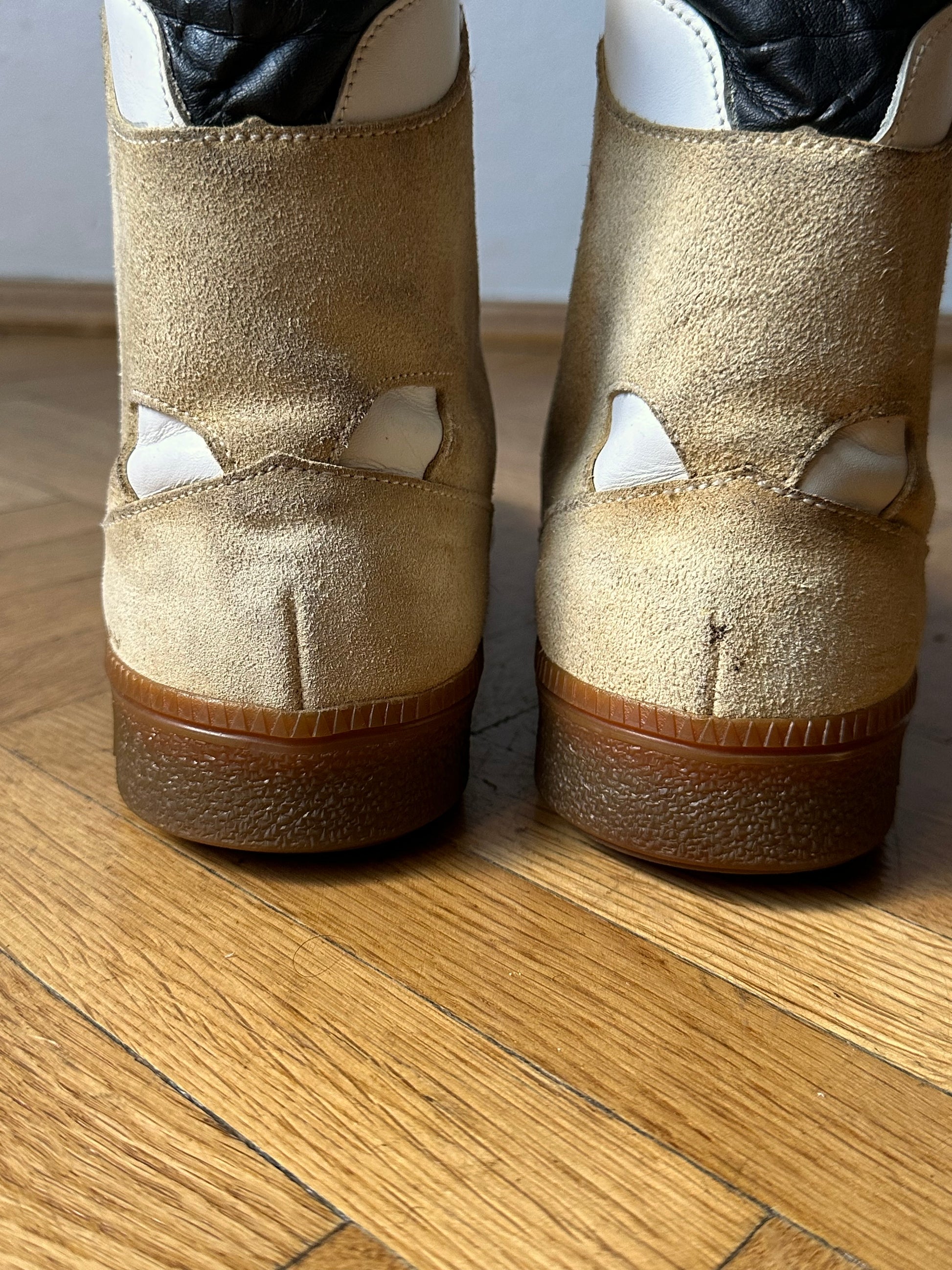 1980s 1990s Adidas Adimed Stabil アディダス リハビリ用 80年代 90年代 Toto Praha Vintage clothing shop Antique shop 古着屋 プラハ Showroom appointment Prague ユーロ古着 ヨーロッパ古着 古着卸 ヴィンテージ